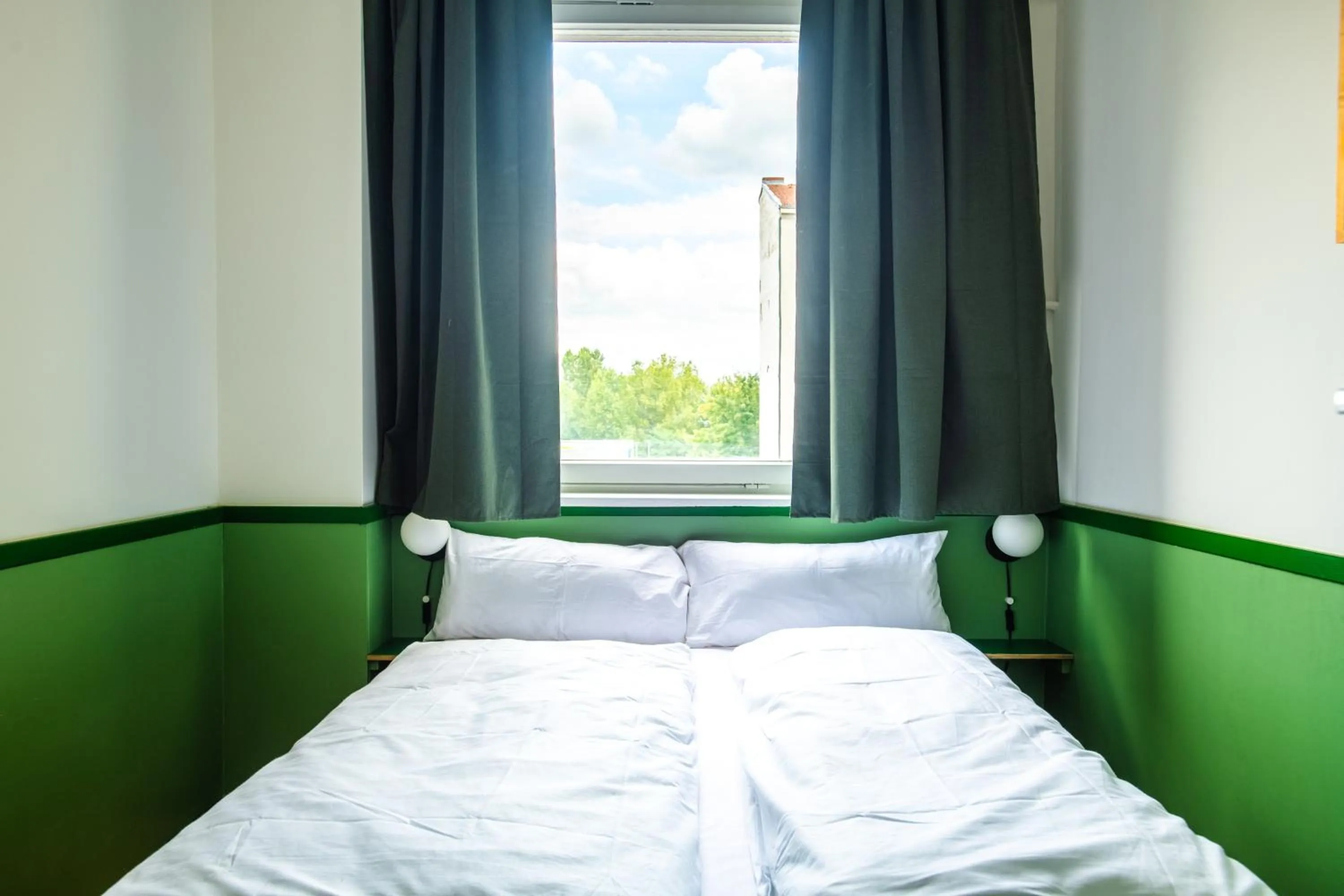 Bed in Flattering - Berlin