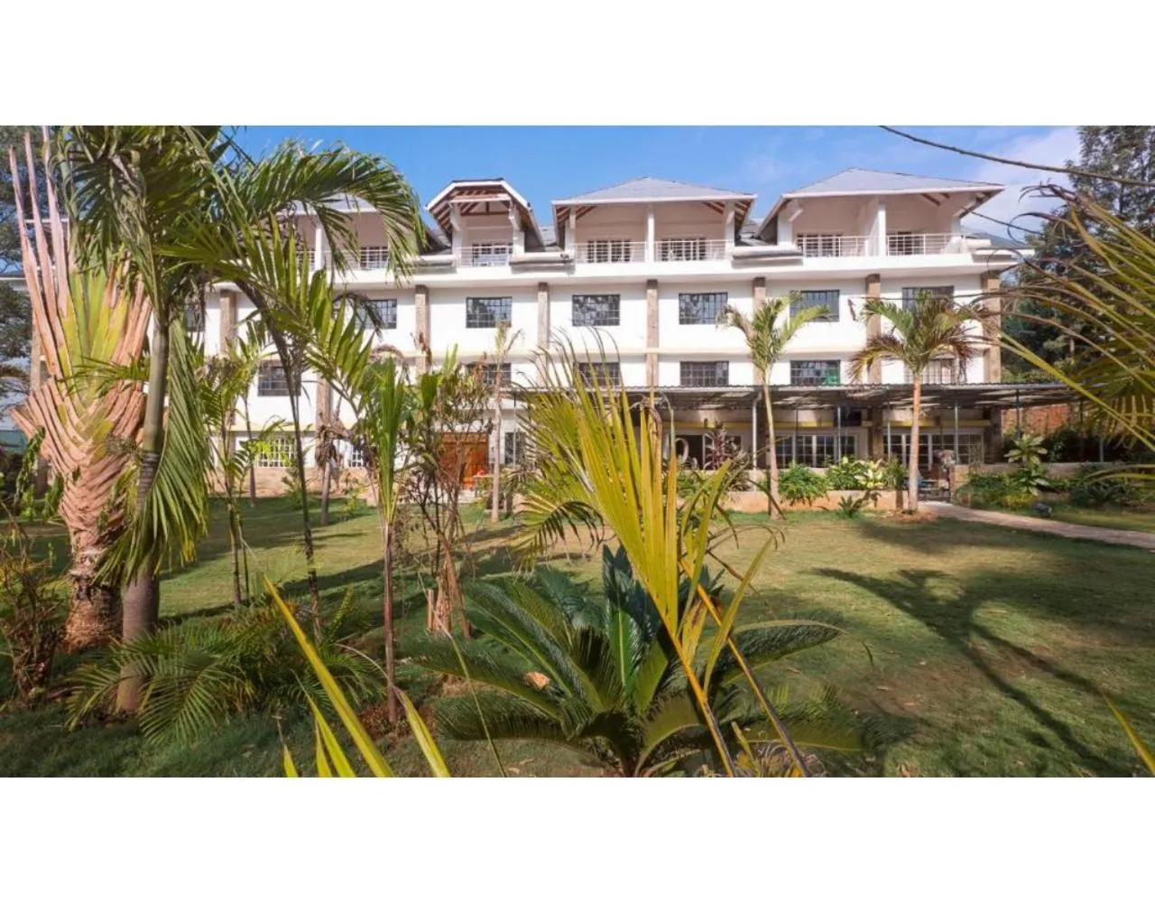 Property building in Tobriana