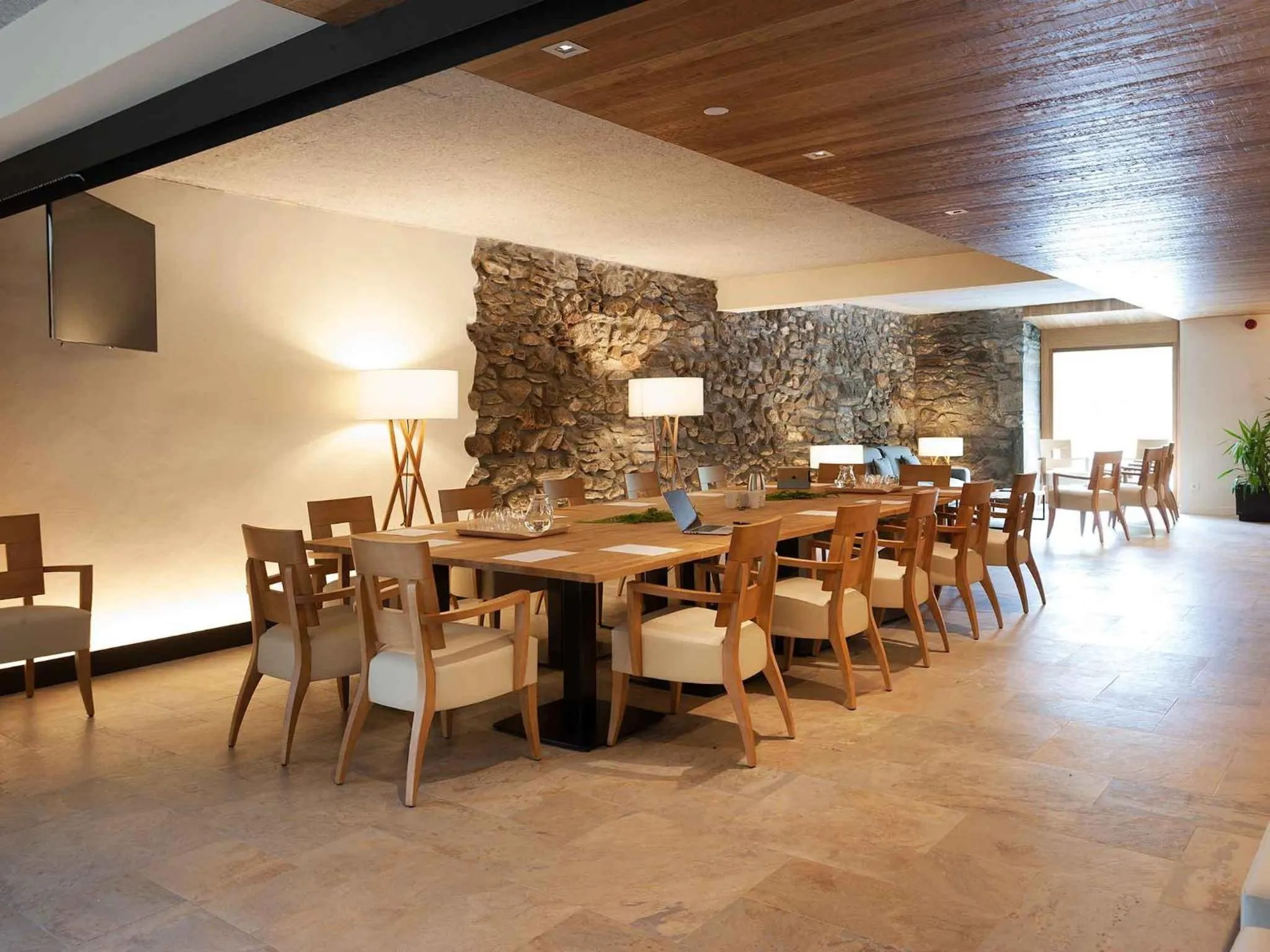 Business facilities in Palacio de Yrisarri by IrriSarri Land