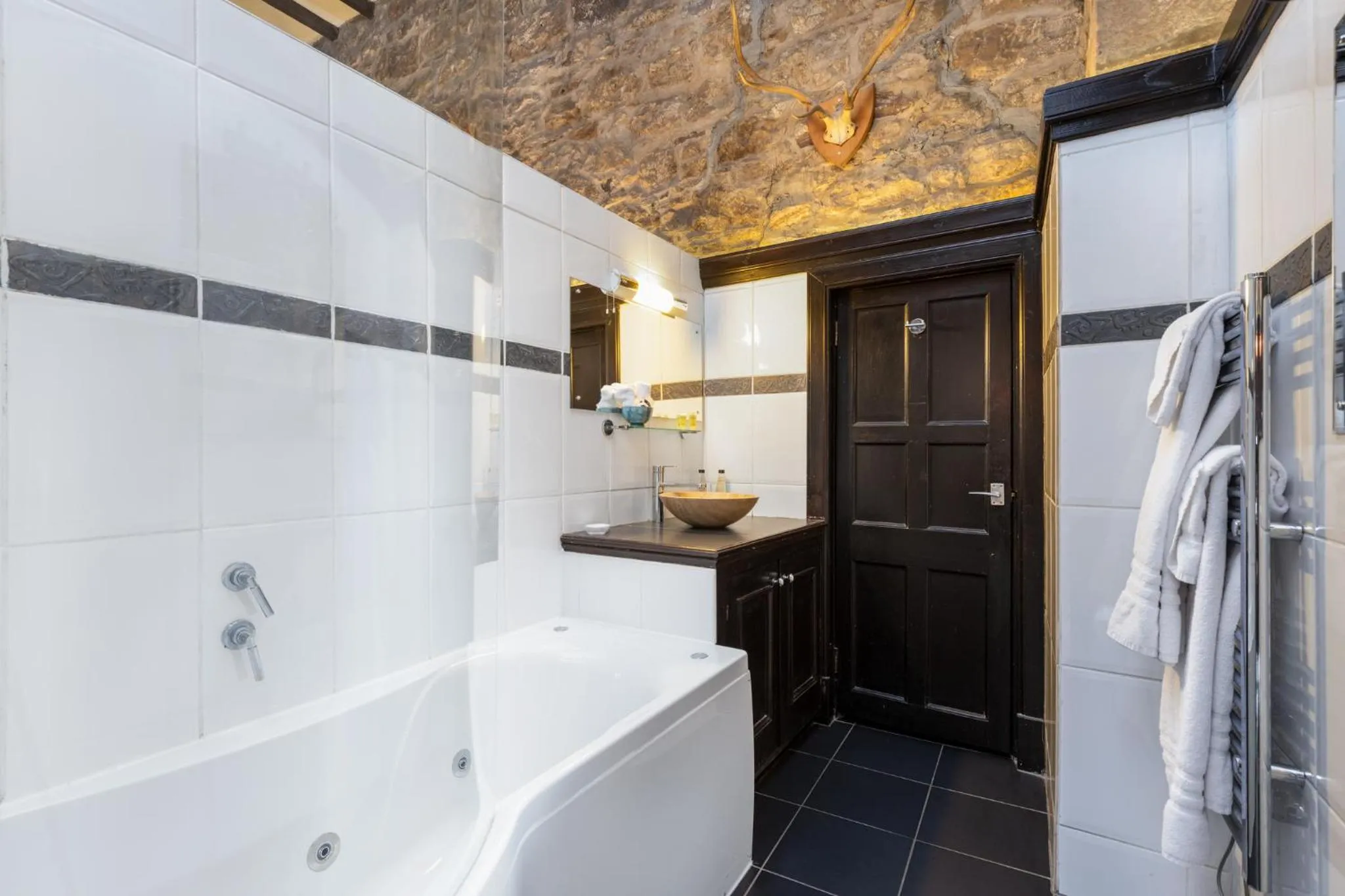 Dornoch Castle Hotel