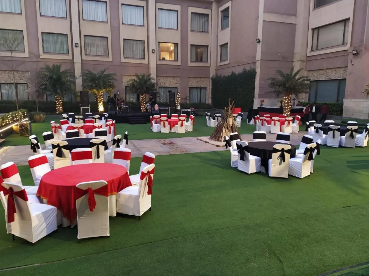 Meeting/conference room in Tivoli Garden Resort