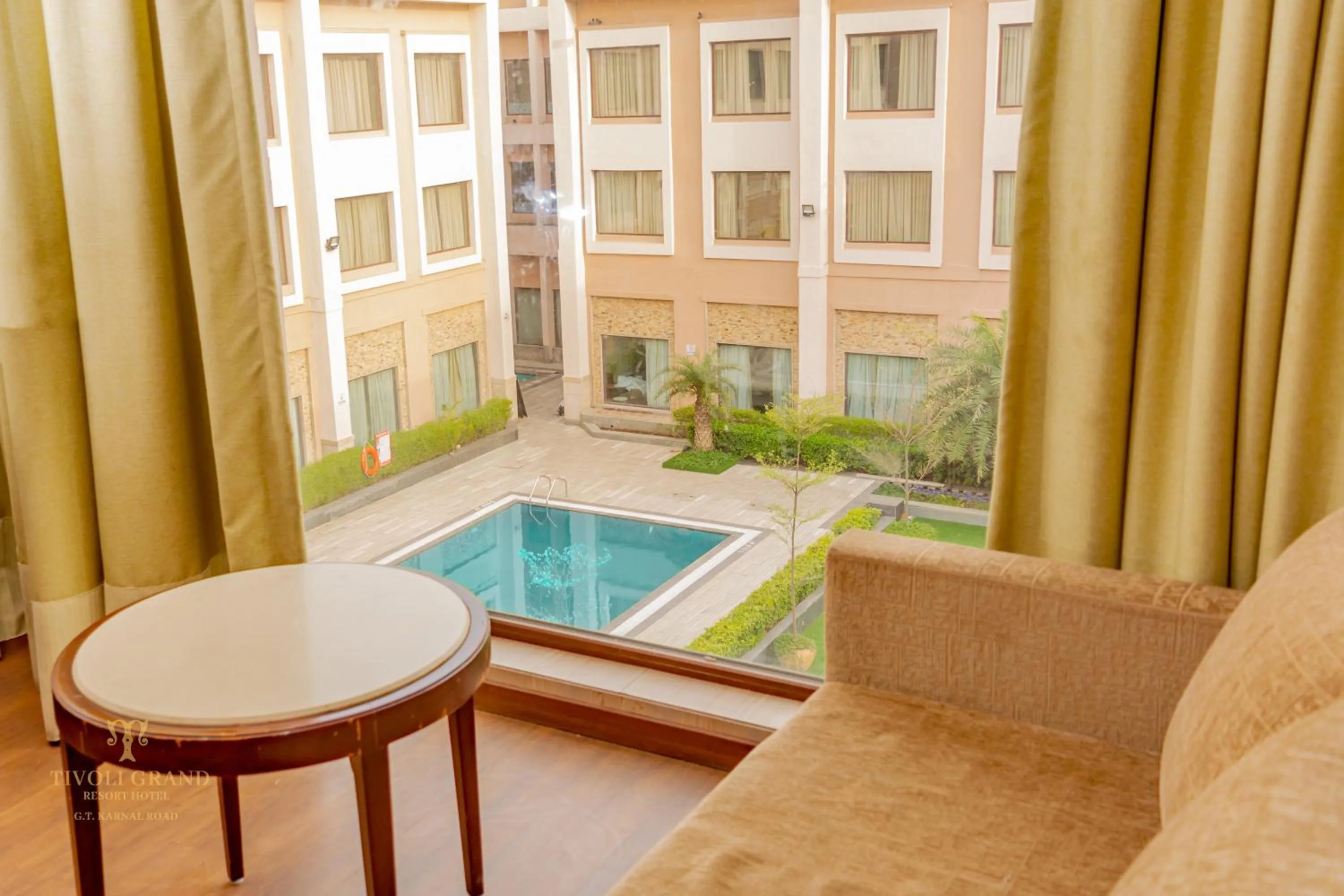 Pool view in Tivoli Garden Resort