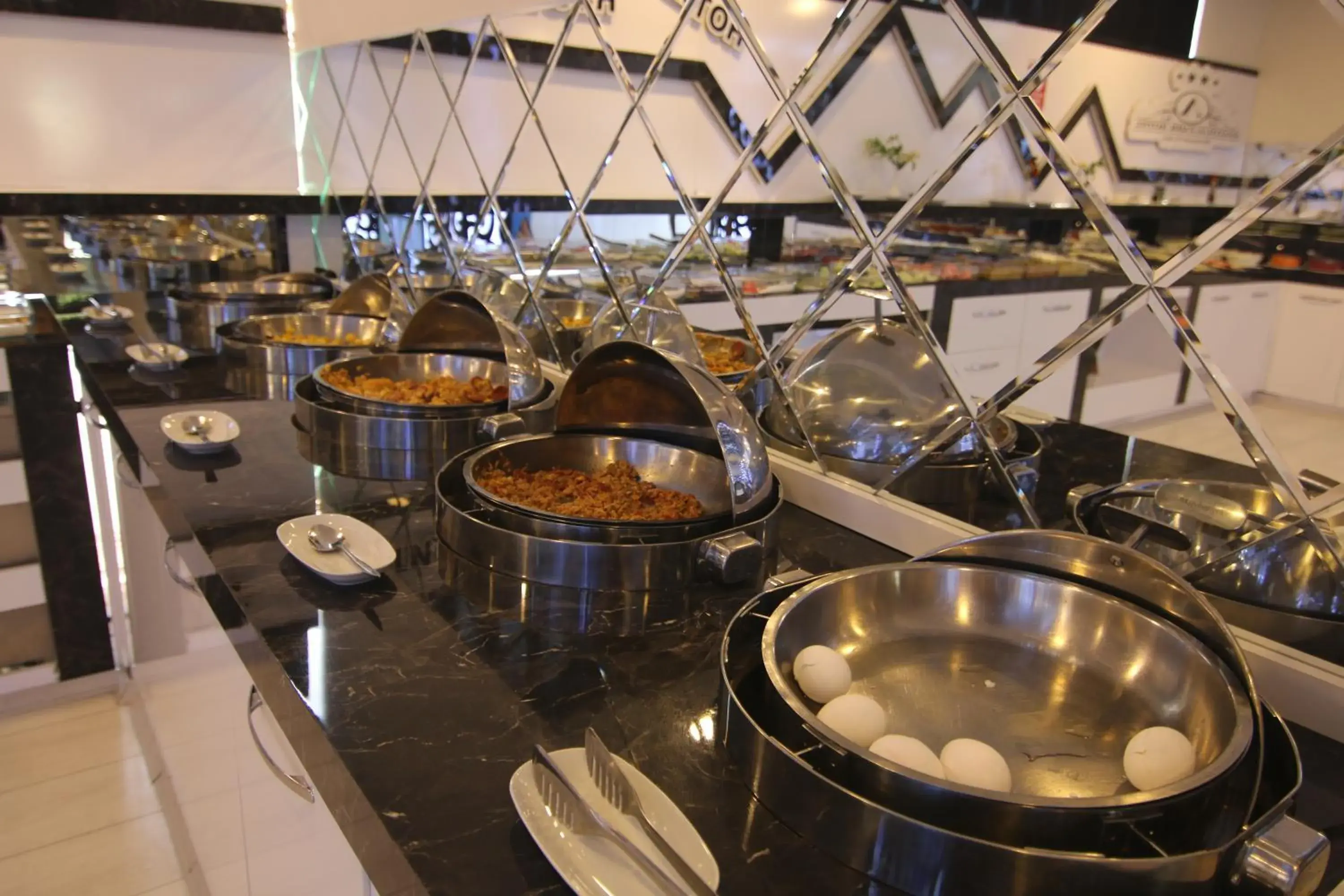 Restaurant/places to eat in Anatolia Park Hotel Restaurant/places to eat in Anatolia Park Hotel