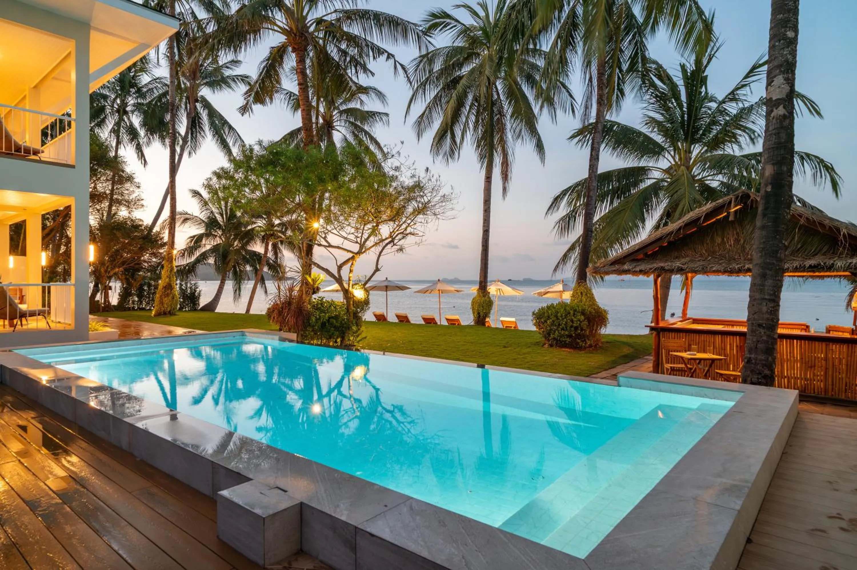 Garden in Baan Bophut Beach Hotel Samui - SHA Extra Plus