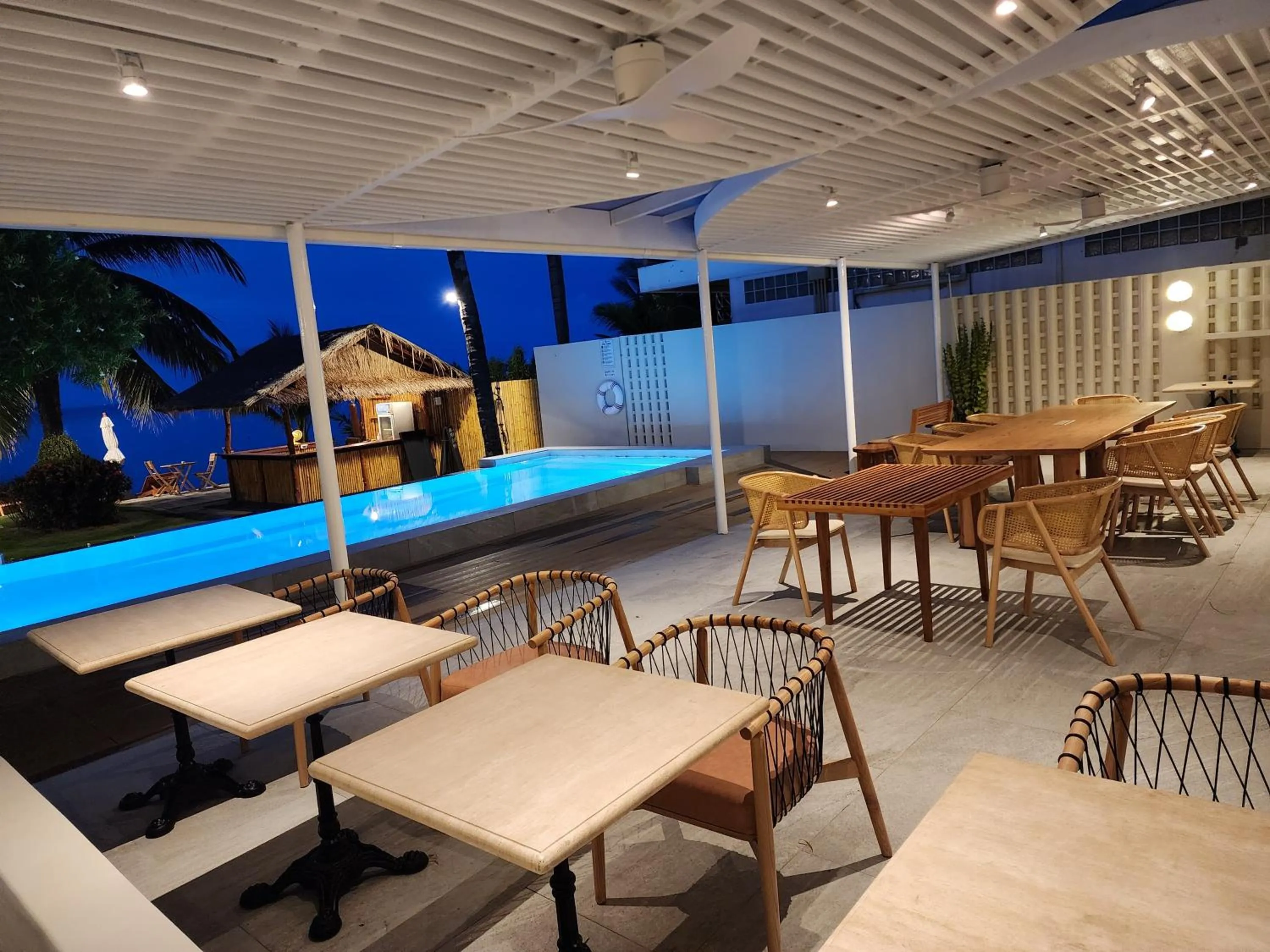 Restaurant/places to eat in Baan Bophut Beach Hotel Samui - SHA Extra Plus