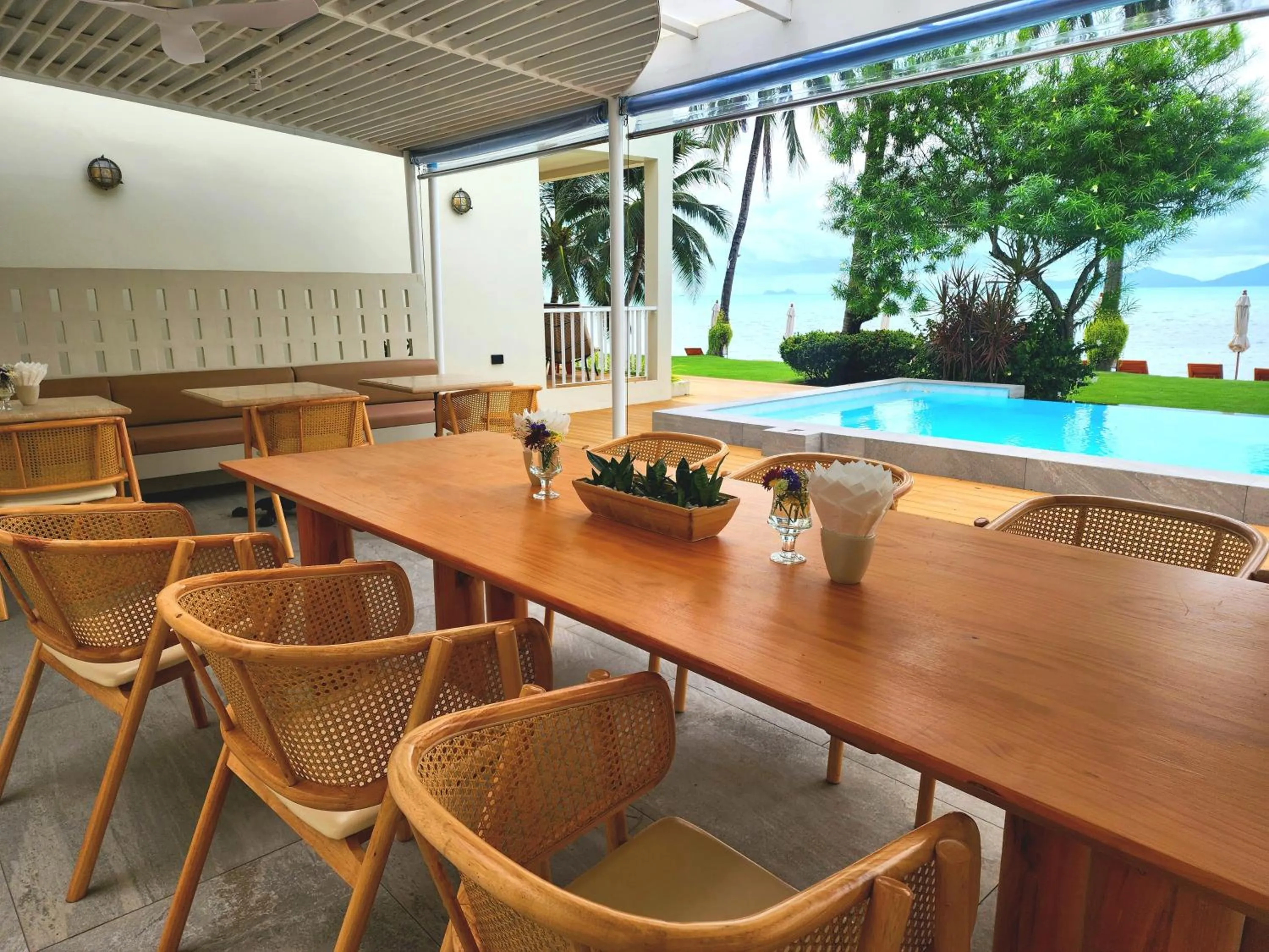 Restaurant/places to eat in Baan Bophut Beach Hotel Samui - SHA Extra Plus