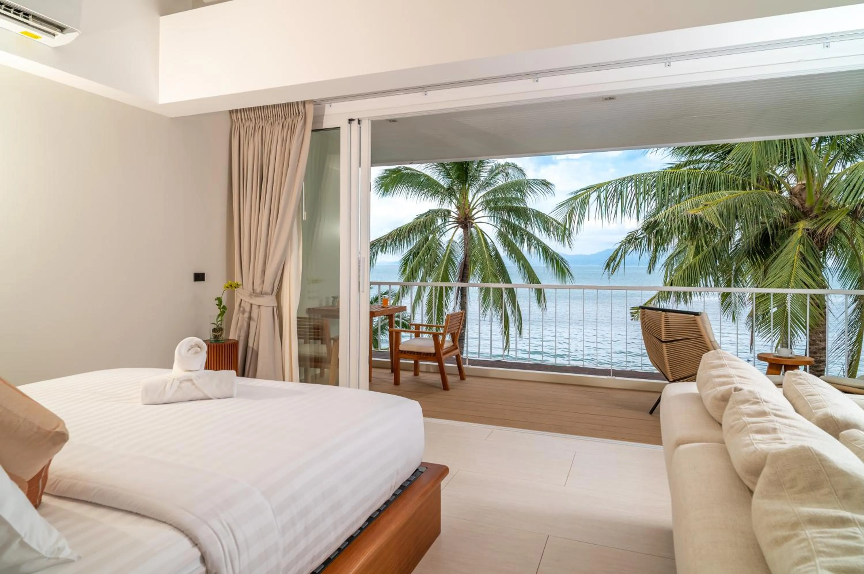 Bed in Baan Bophut Beach Hotel Samui - SHA Extra Plus