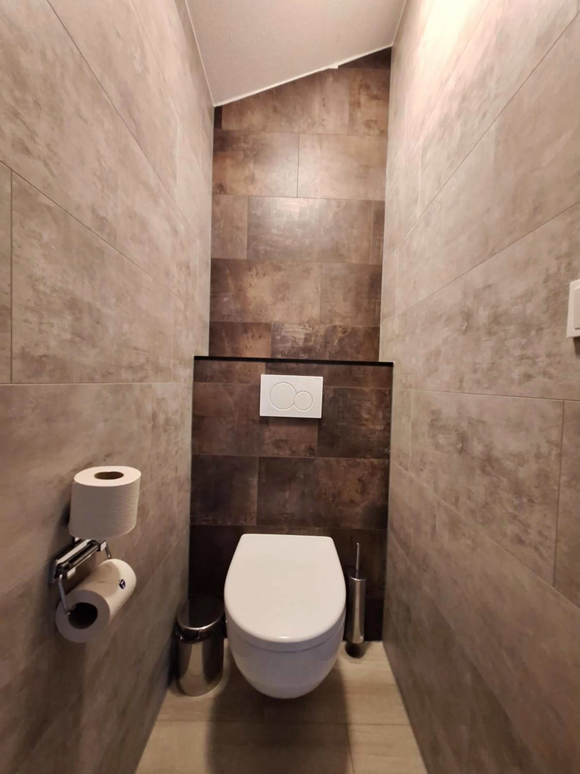 Bathroom in Fletcher Hotel Jan van Scorel