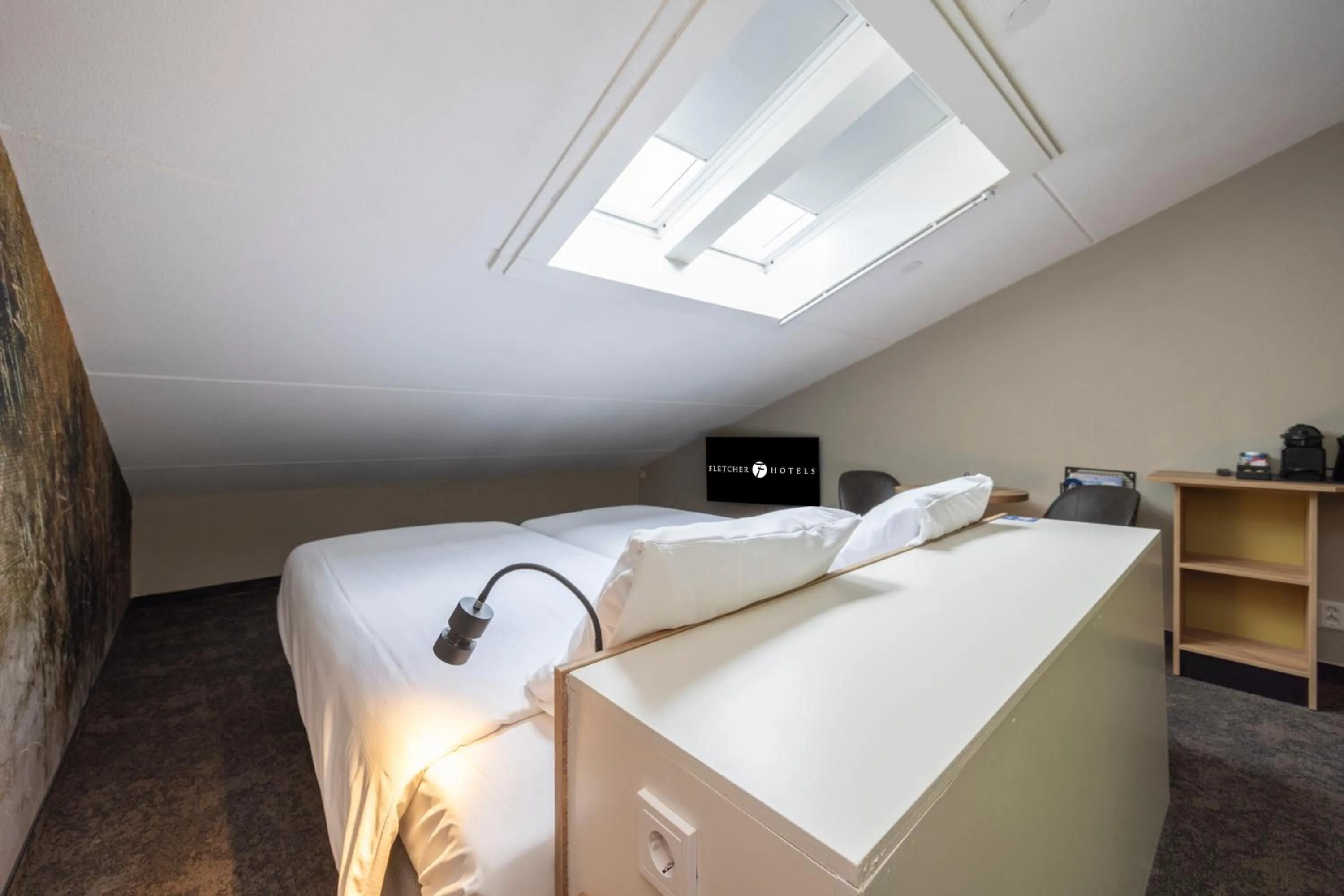 Bedroom, Bed in Fletcher Hotel Jan van Scorel