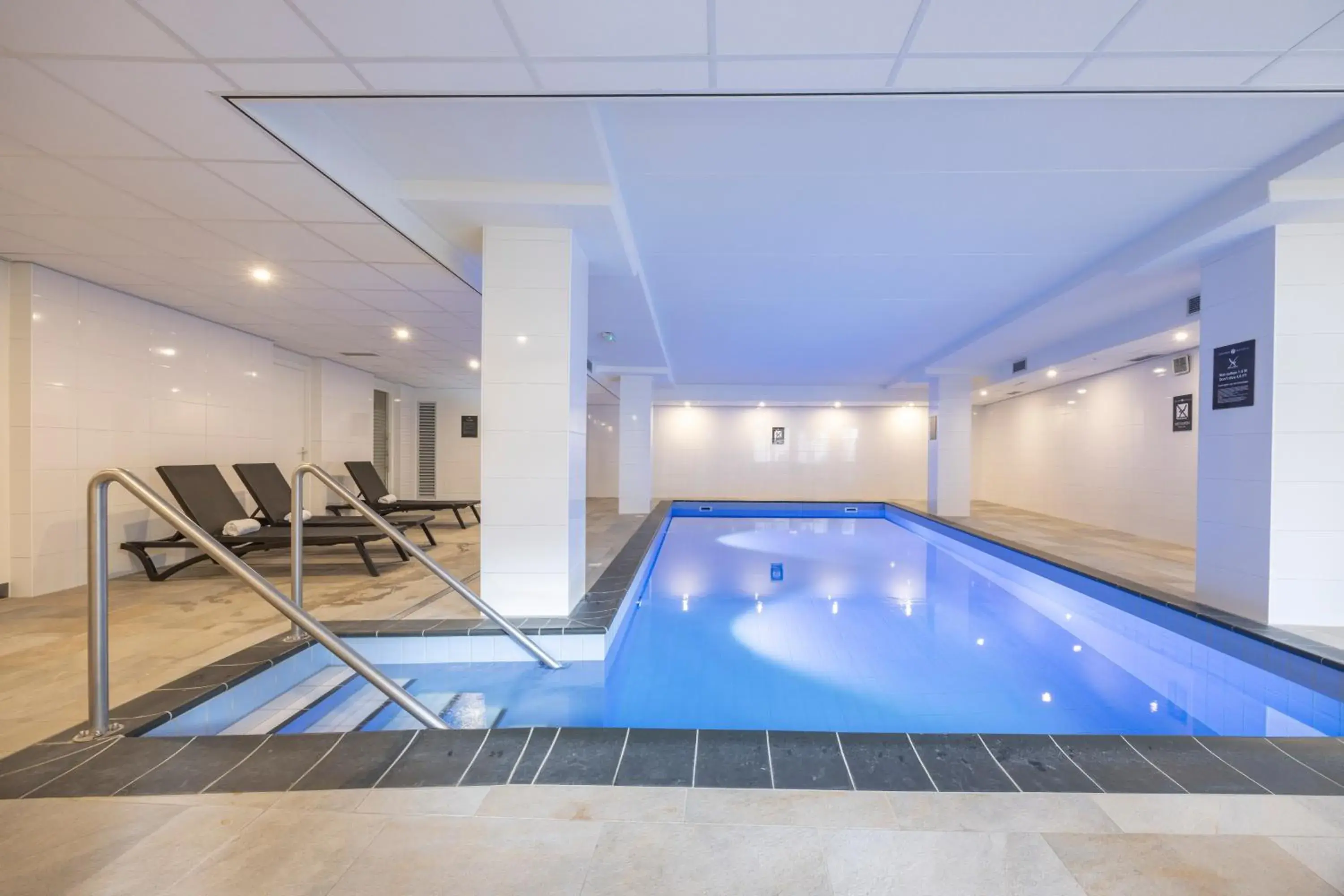 Swimming pool in Fletcher Hotel Jan van Scorel Swimming pool in Fletcher Hotel Jan van Scorel