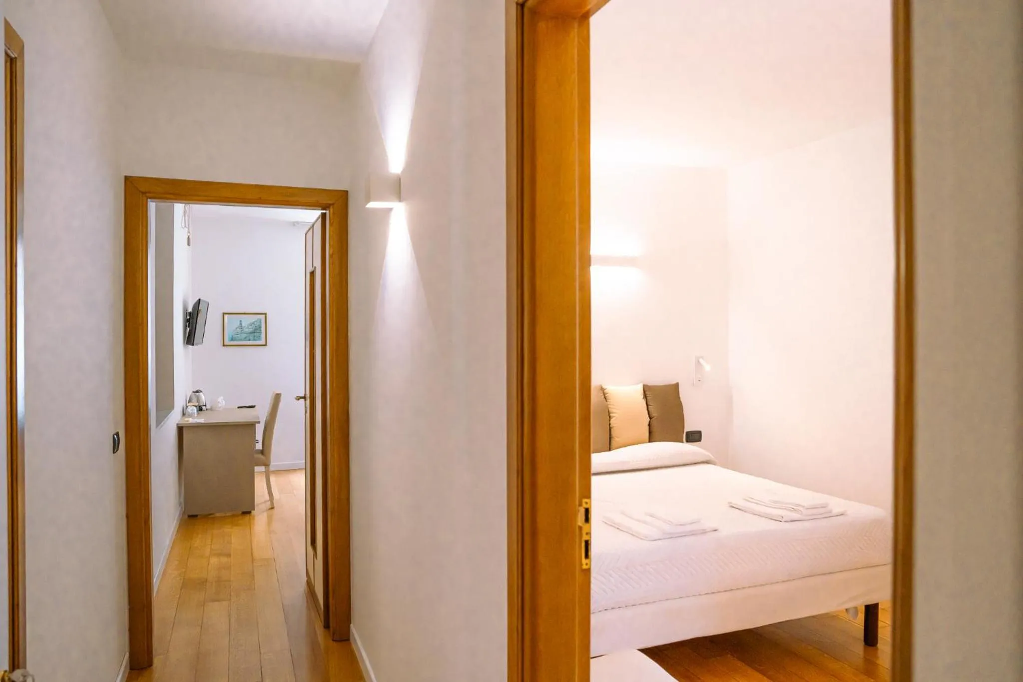 Photo of the whole room, Bed in Residenza Ester