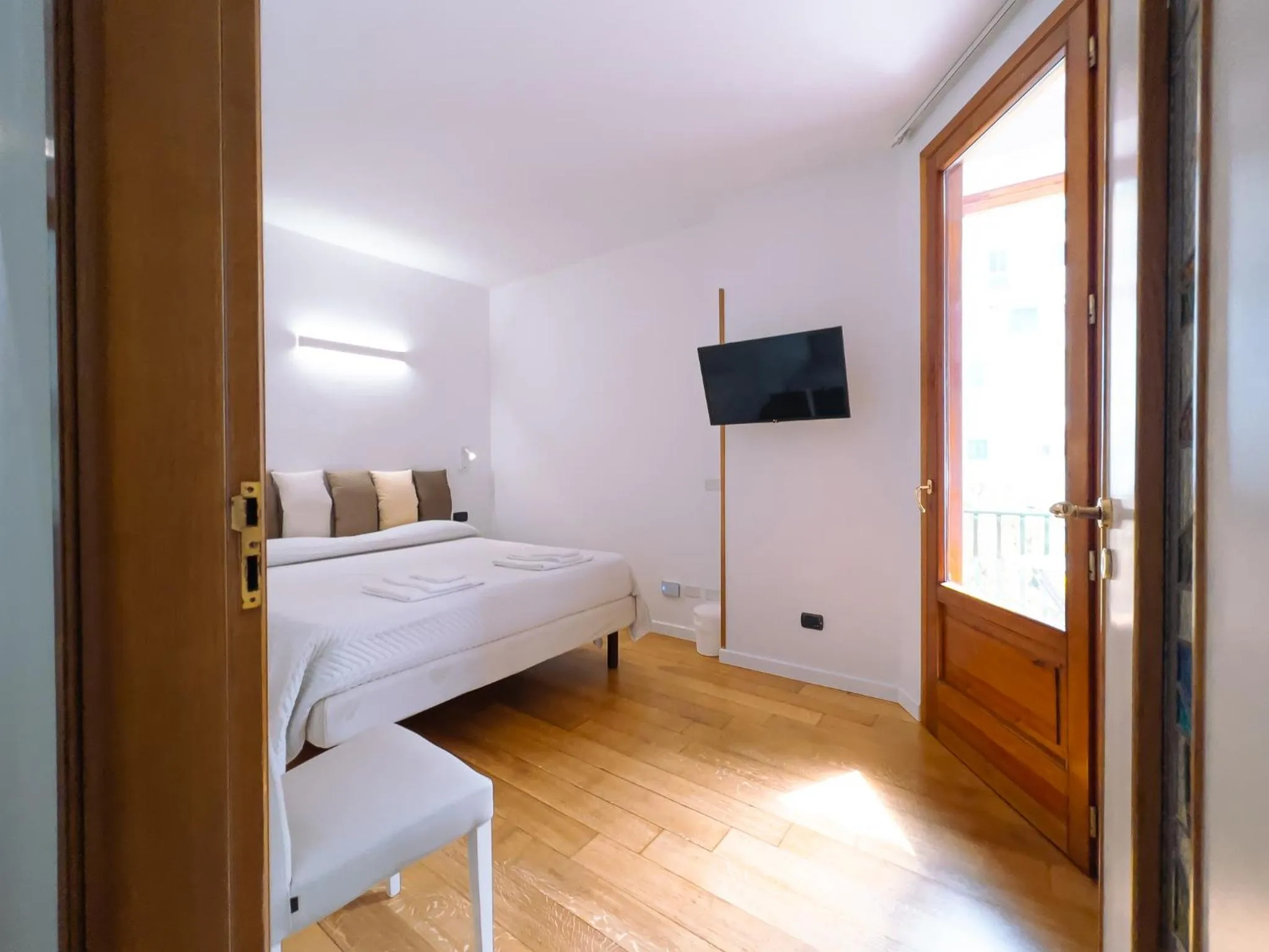 Photo of the whole room, Bed in Residenza Ester