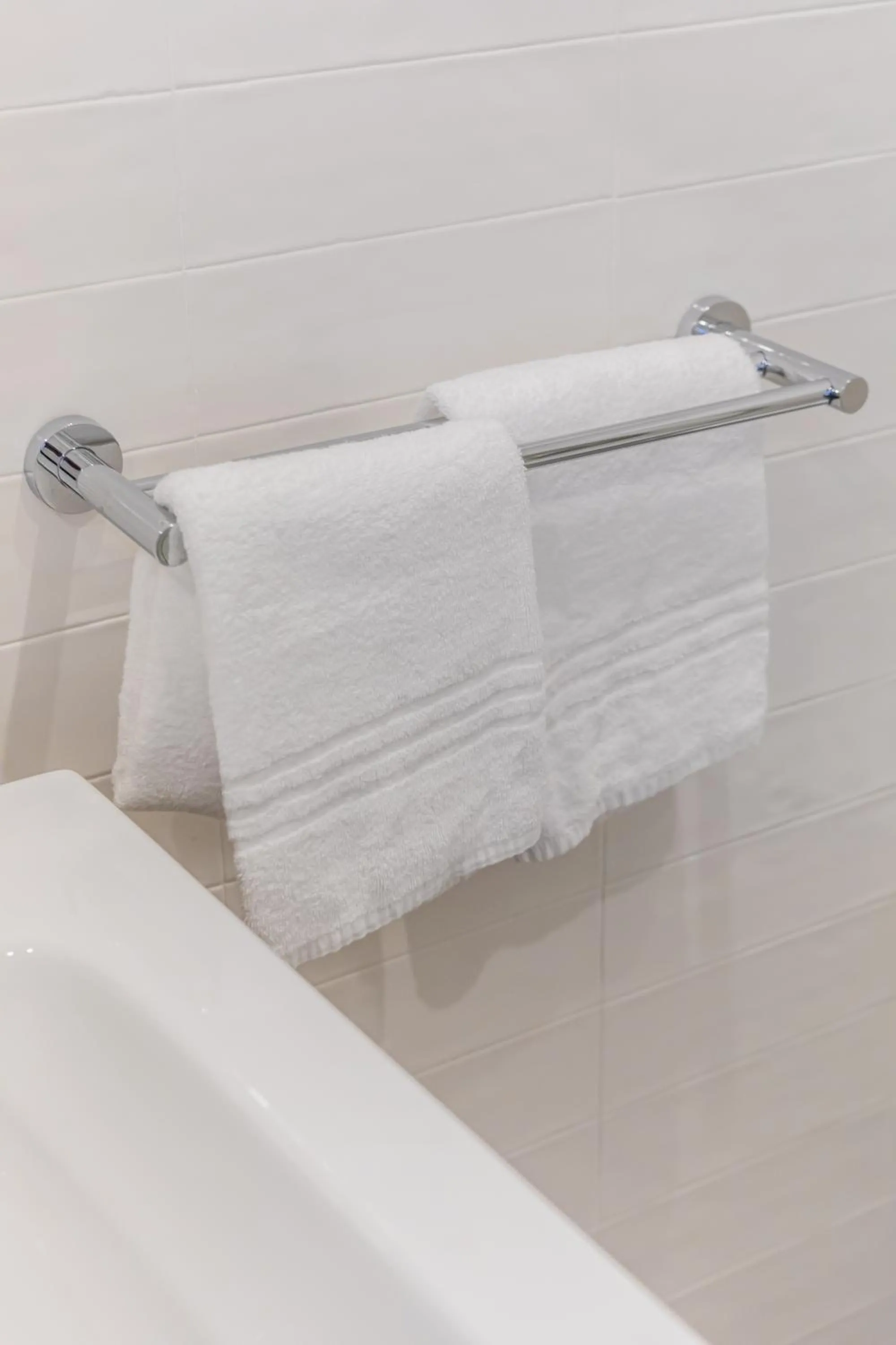 Bathroom in HAPPYROOMS