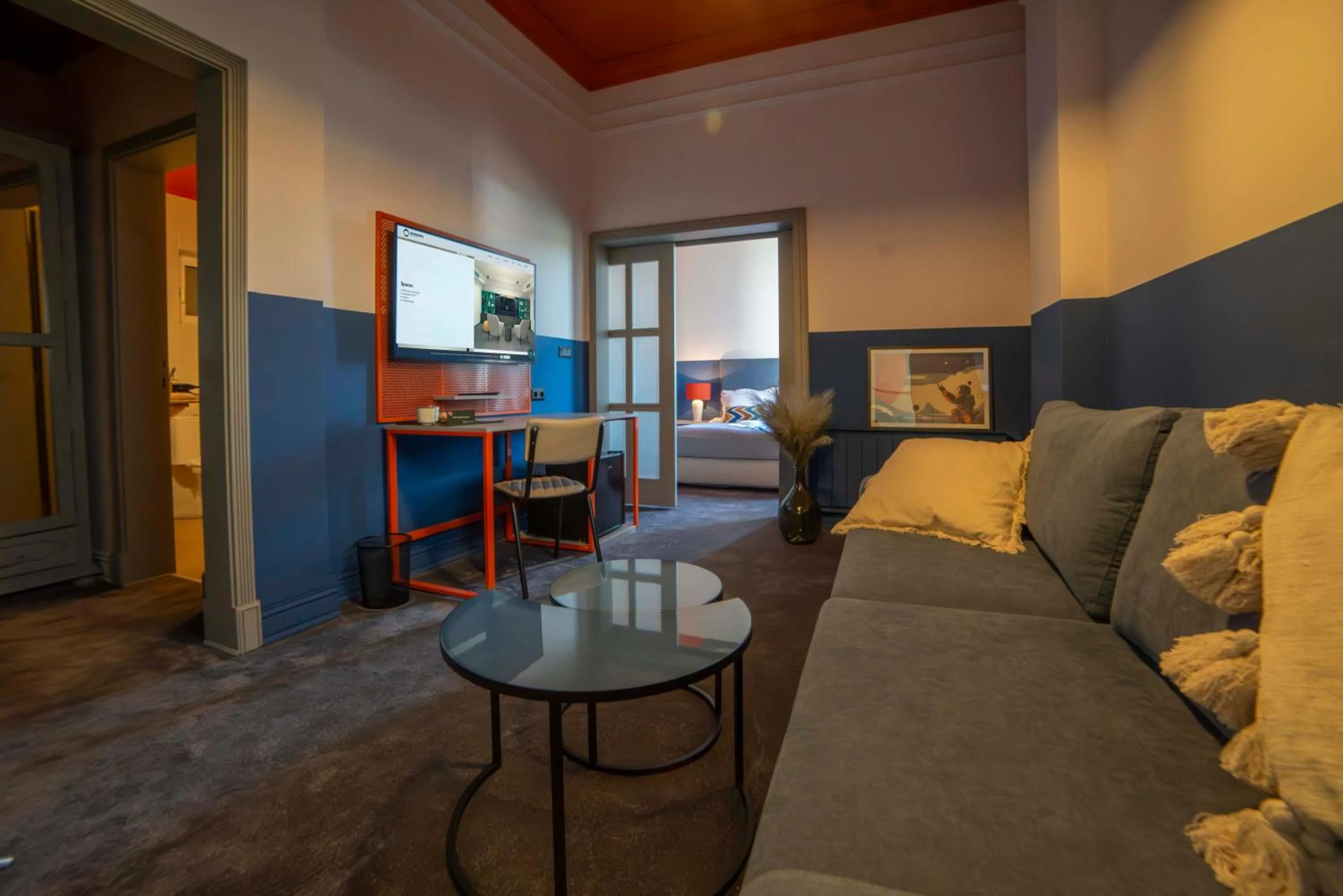 Living room in Maria Luisa by INTROVERT HOTELS