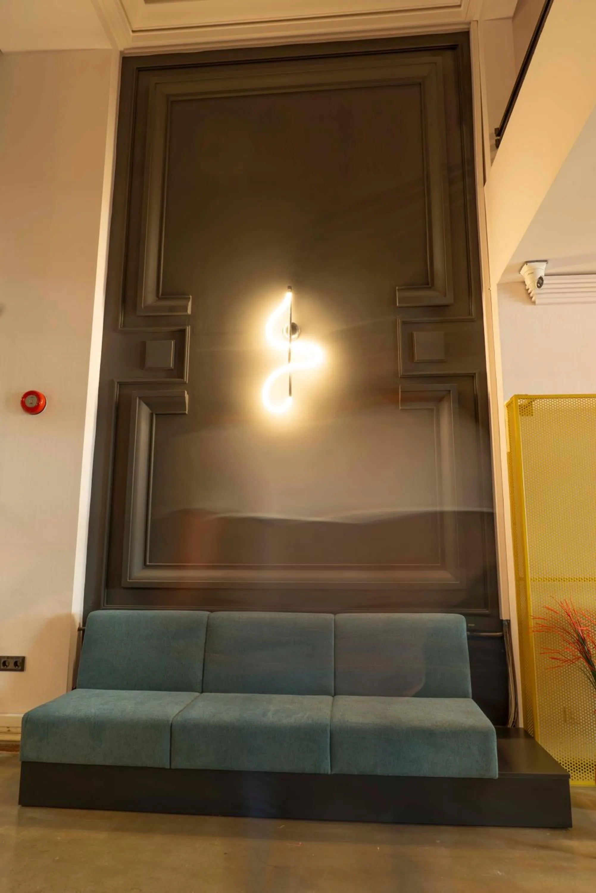 Lobby or reception in Maria Luisa by INTROVERT HOTELS