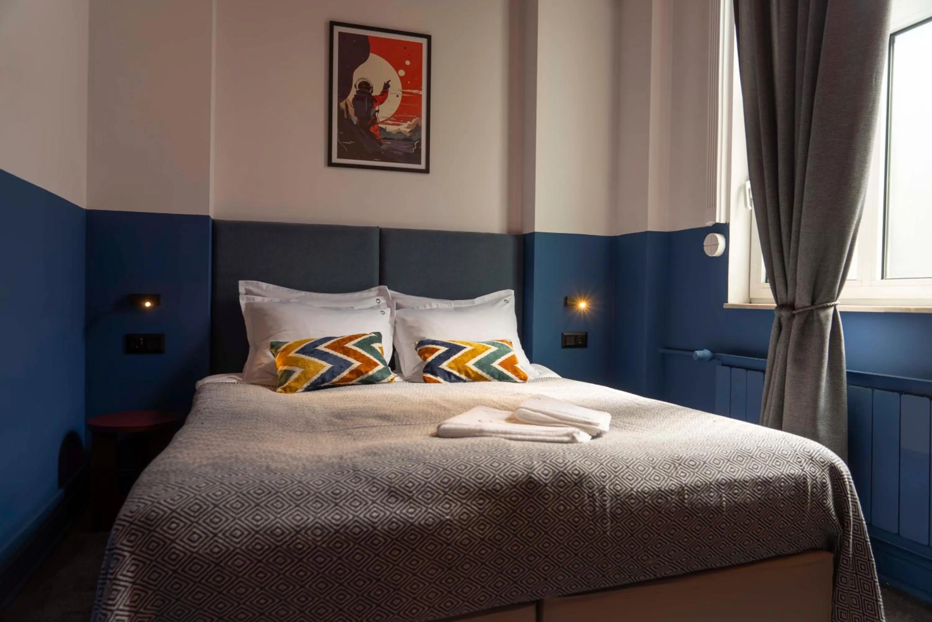 Bed in Maria Luisa by INTROVERT HOTELS