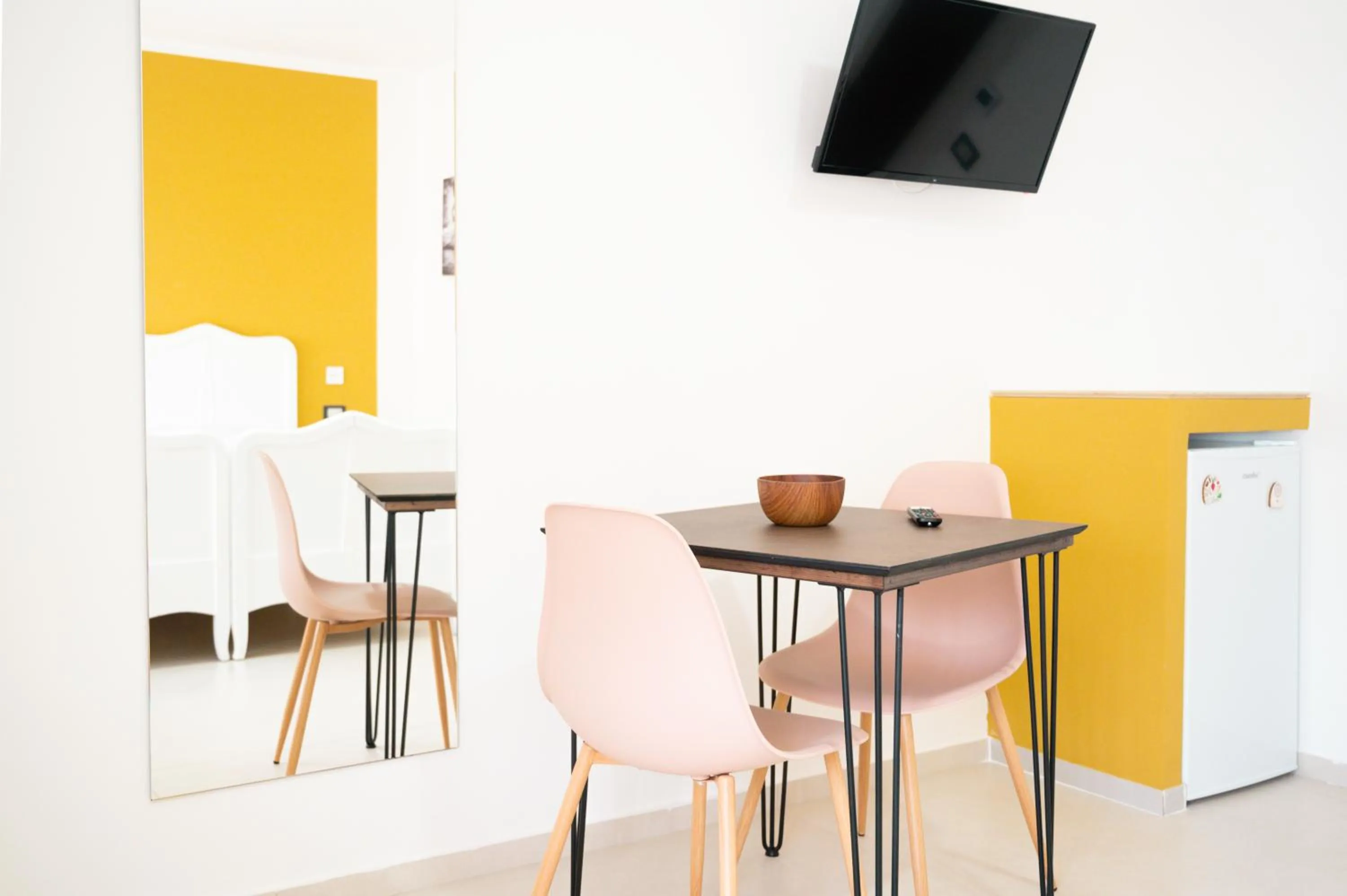 Dining Area in Al Rayyan - Affittacamere