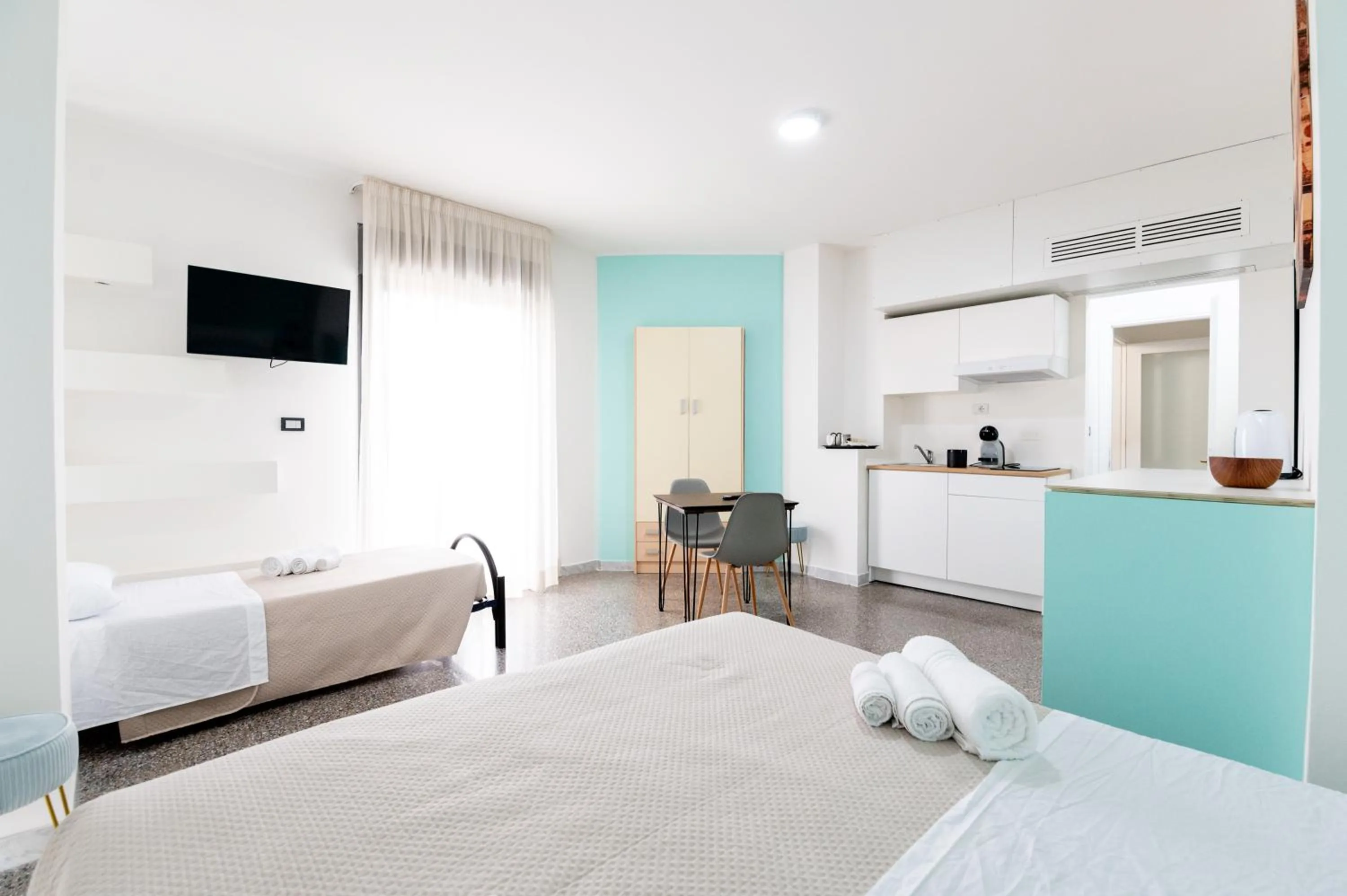 TV/Entertainment Center in Al Rayyan - Affittacamere