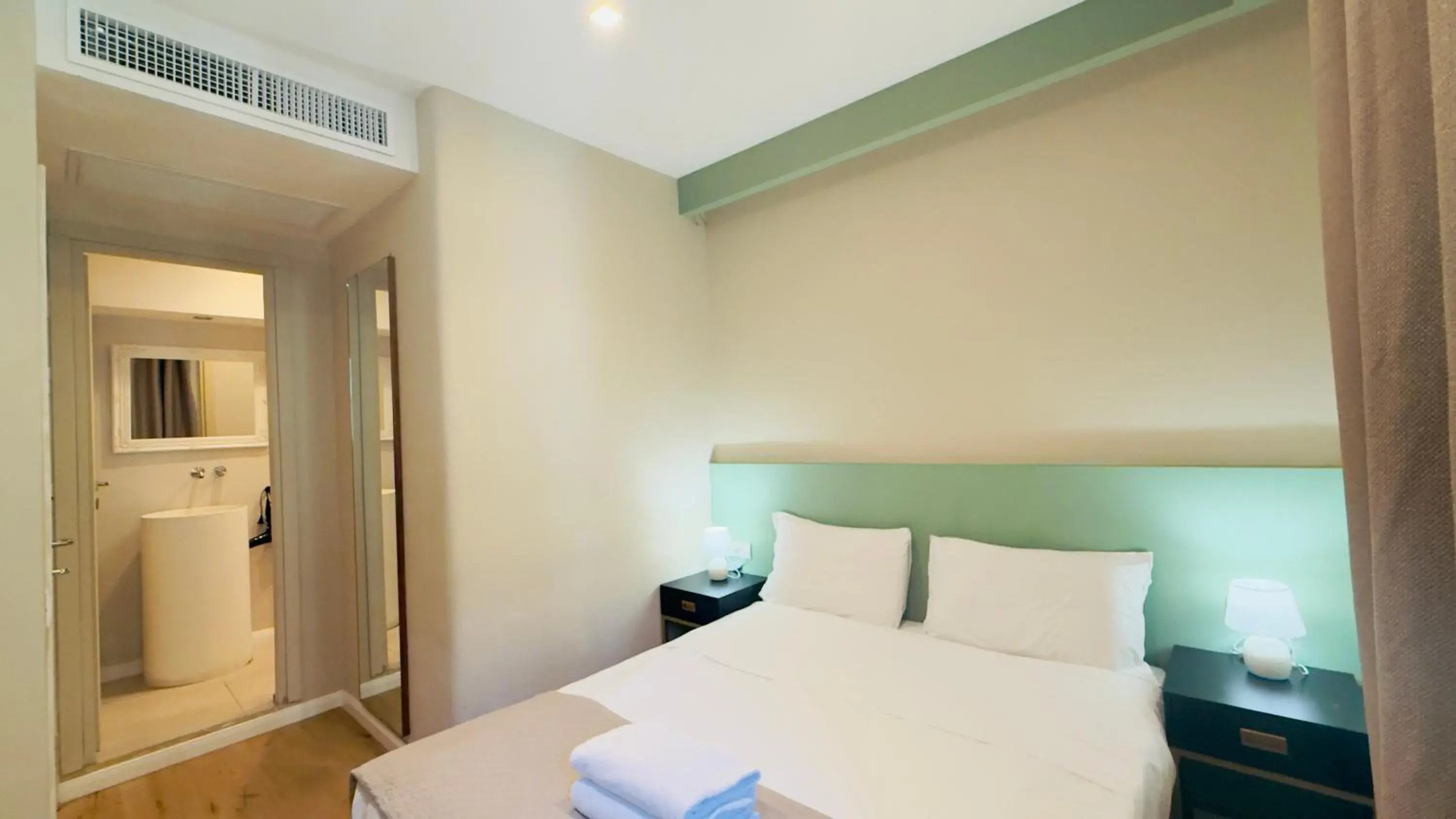 Budget Double Room in Hotel Sallustio Budget Double Room in Hotel Sallustio