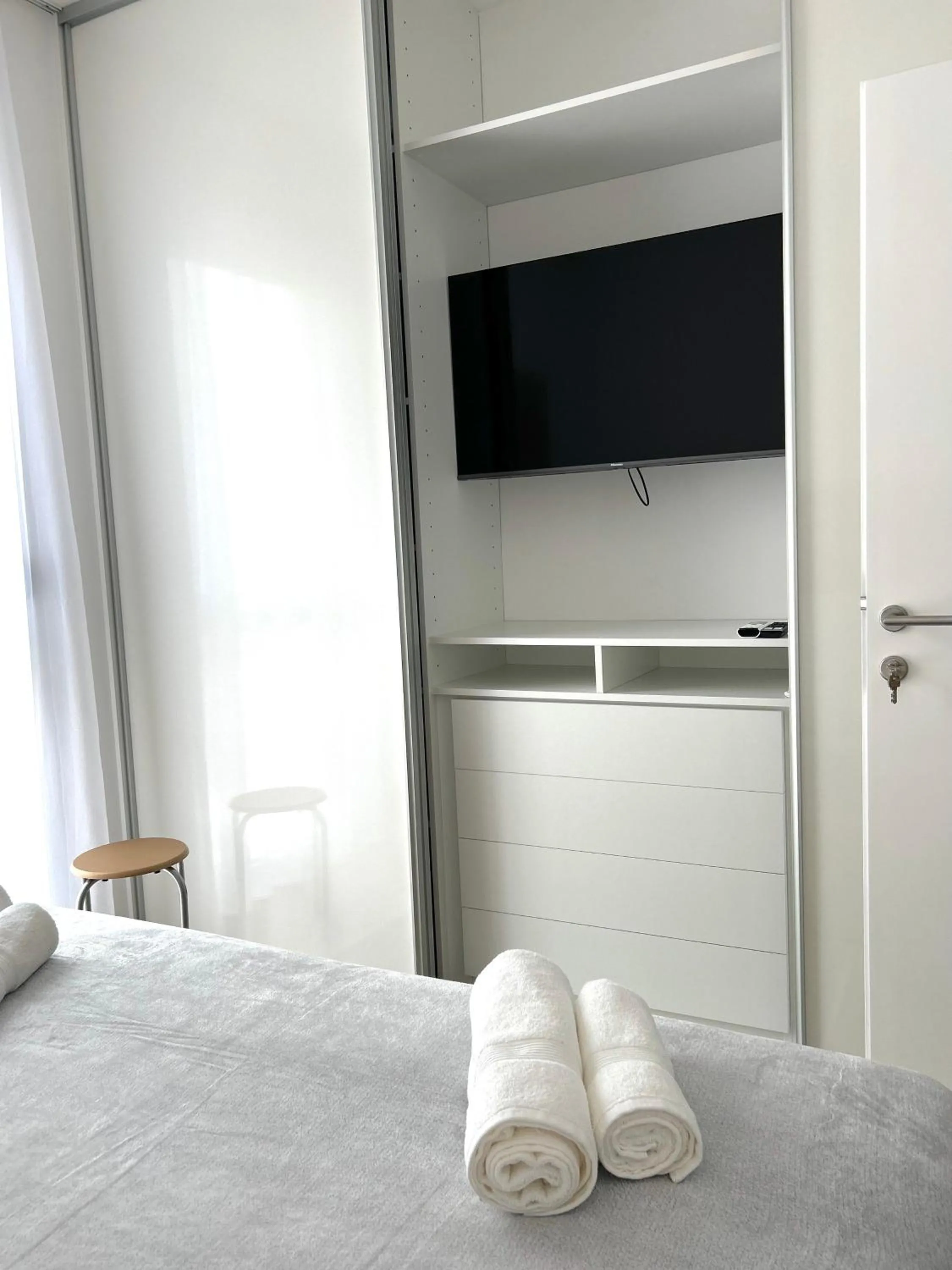 TV and multimedia, Bed in Aurus 2