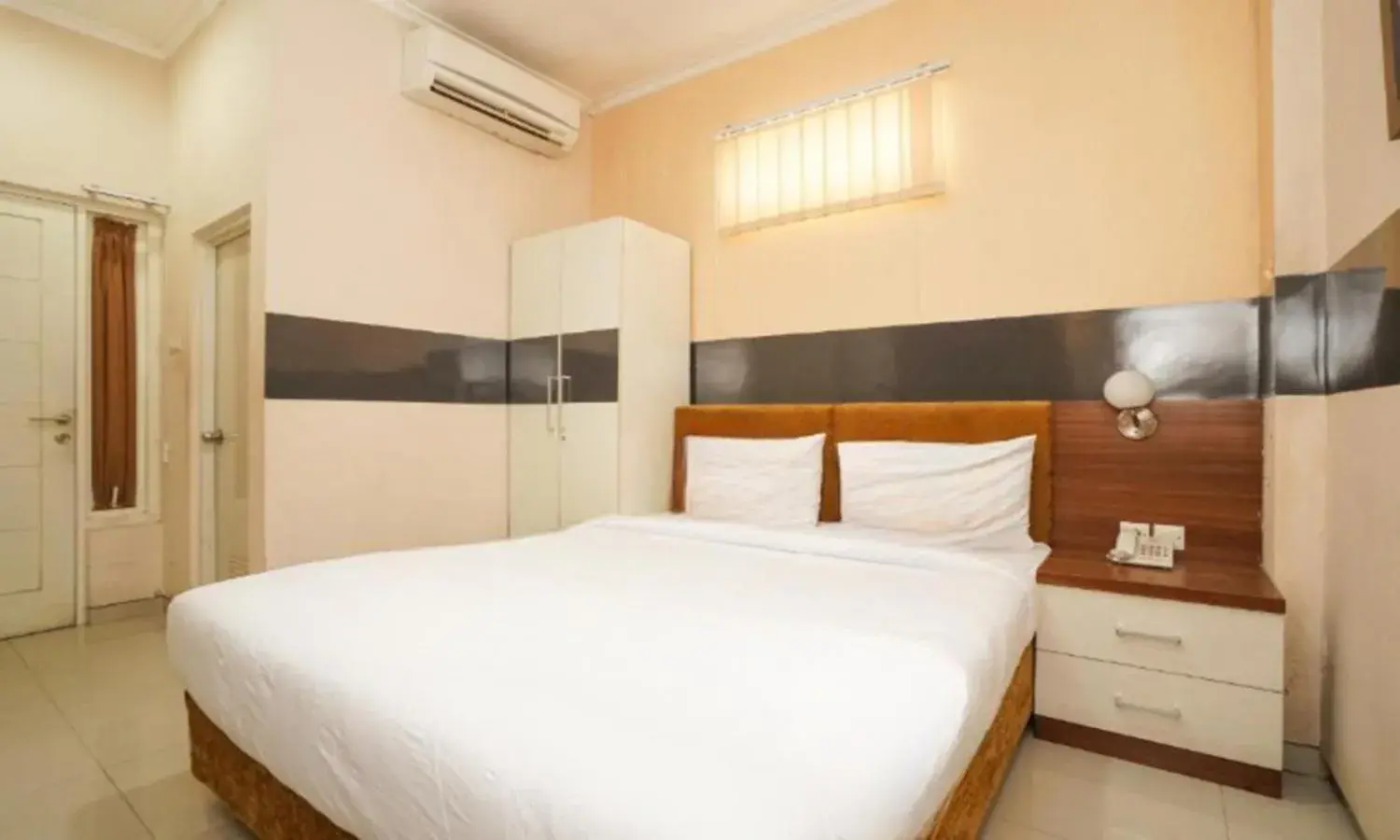 Double Room in Semampir Residence By Occupied Double Room in Semampir Residence By Occupied