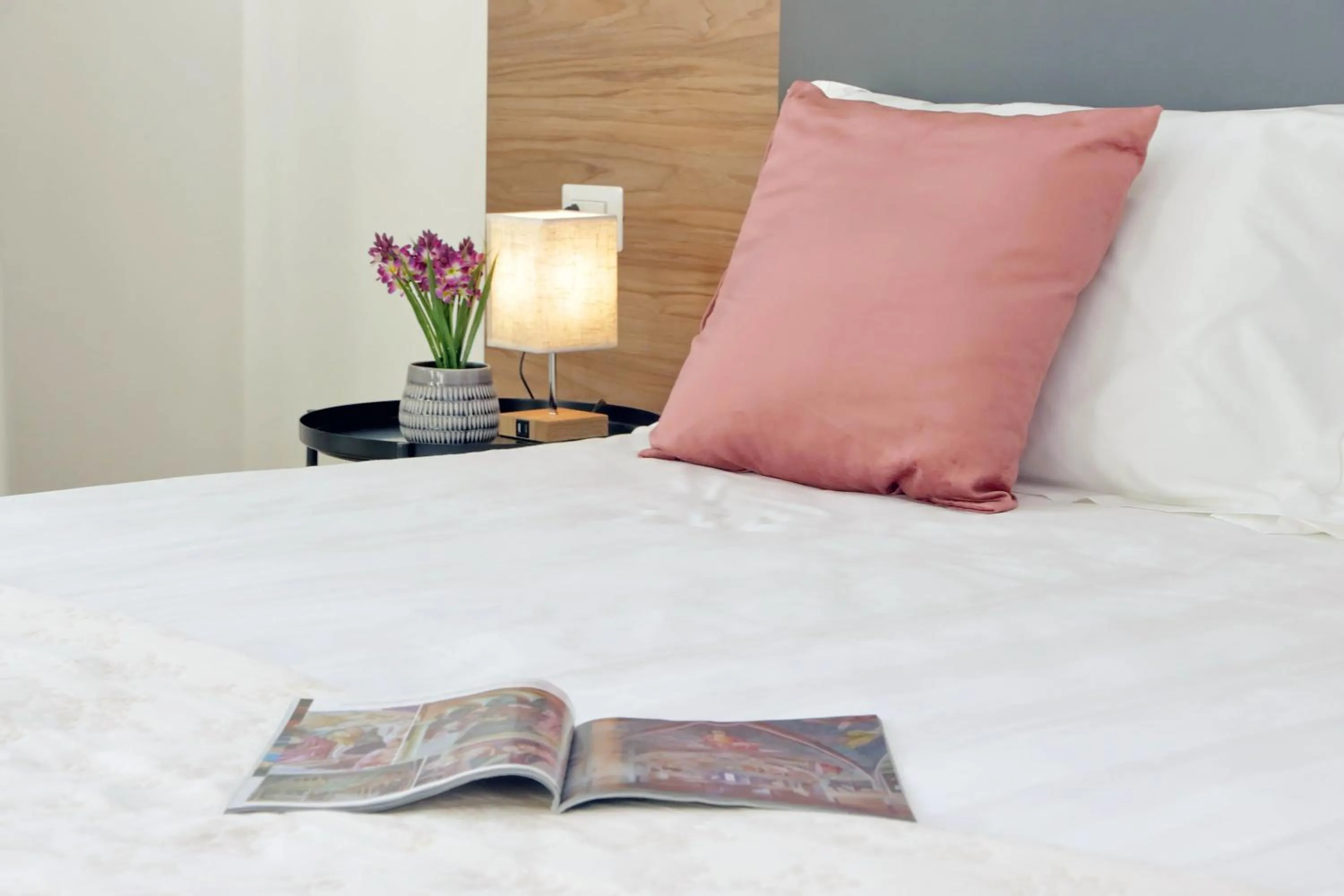 Bedroom, Bed in Siena Hills Apartments