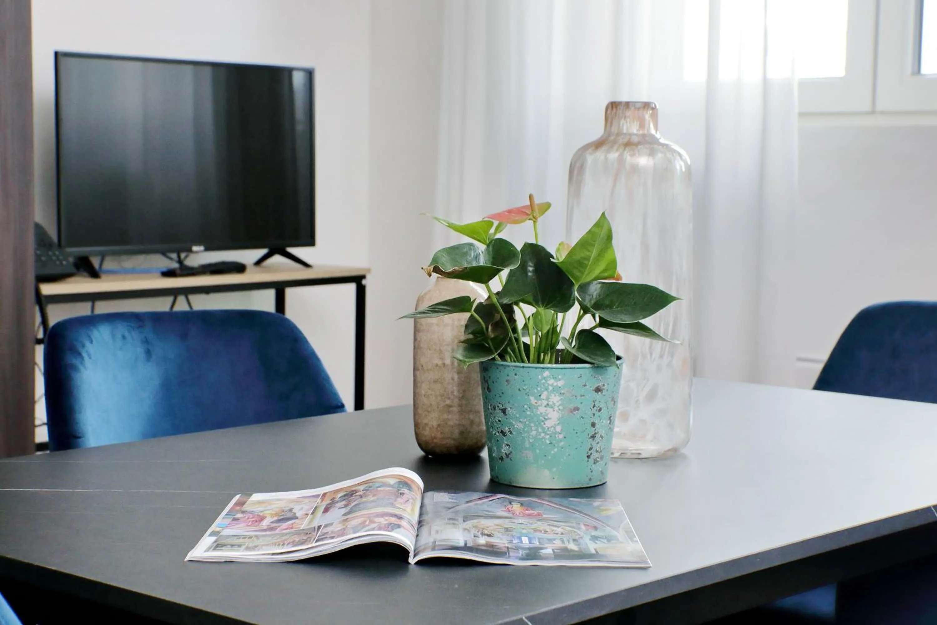 Seating area in Siena Hills Apartments