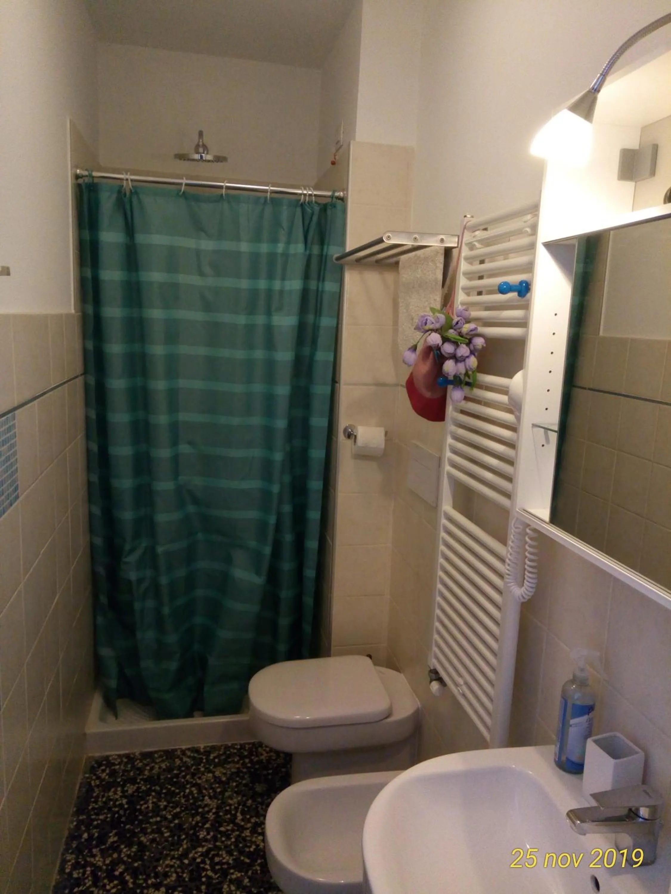 Shower in B&B dai Carari