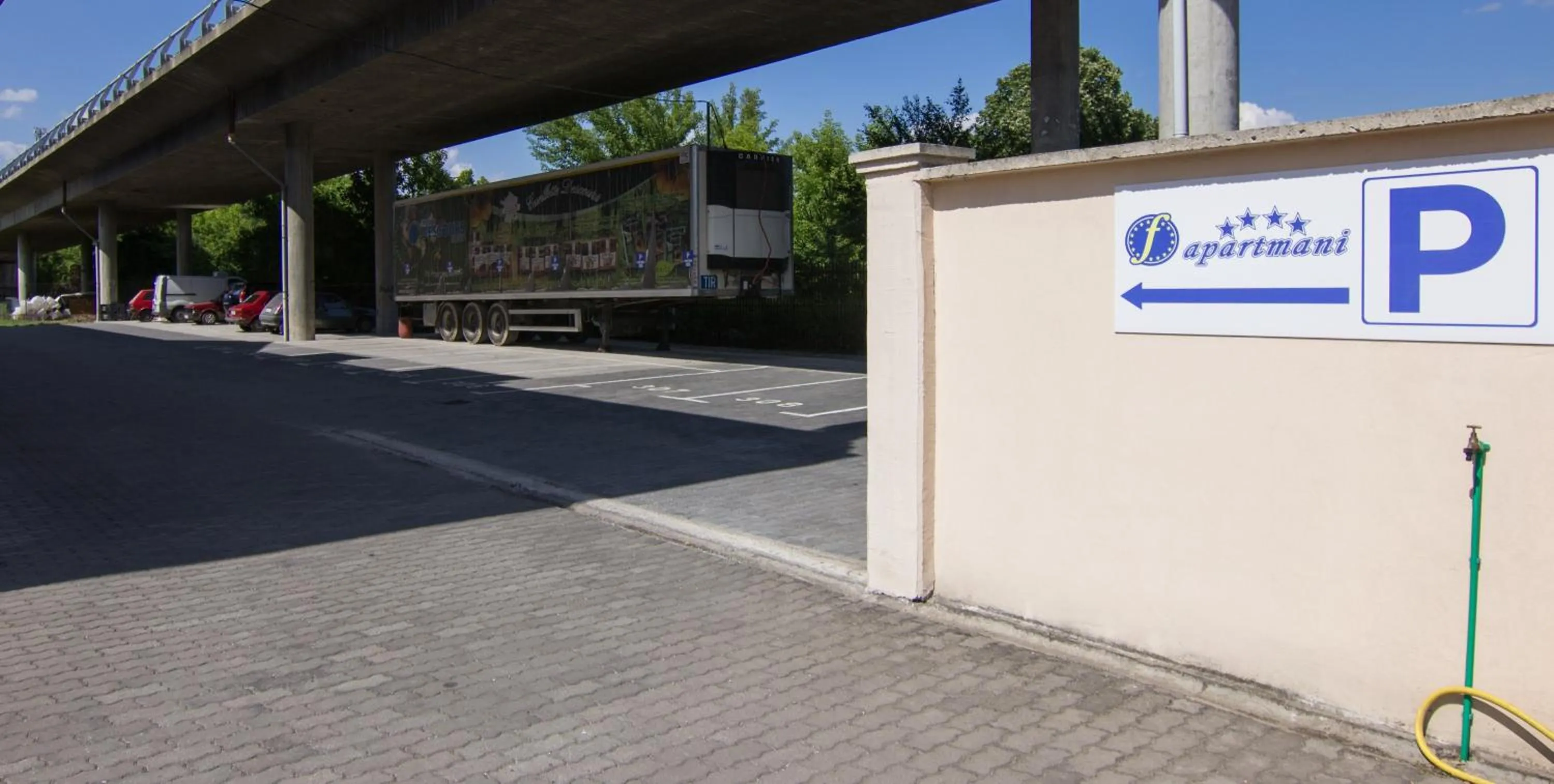 Other in F Apartmani Kragujevac