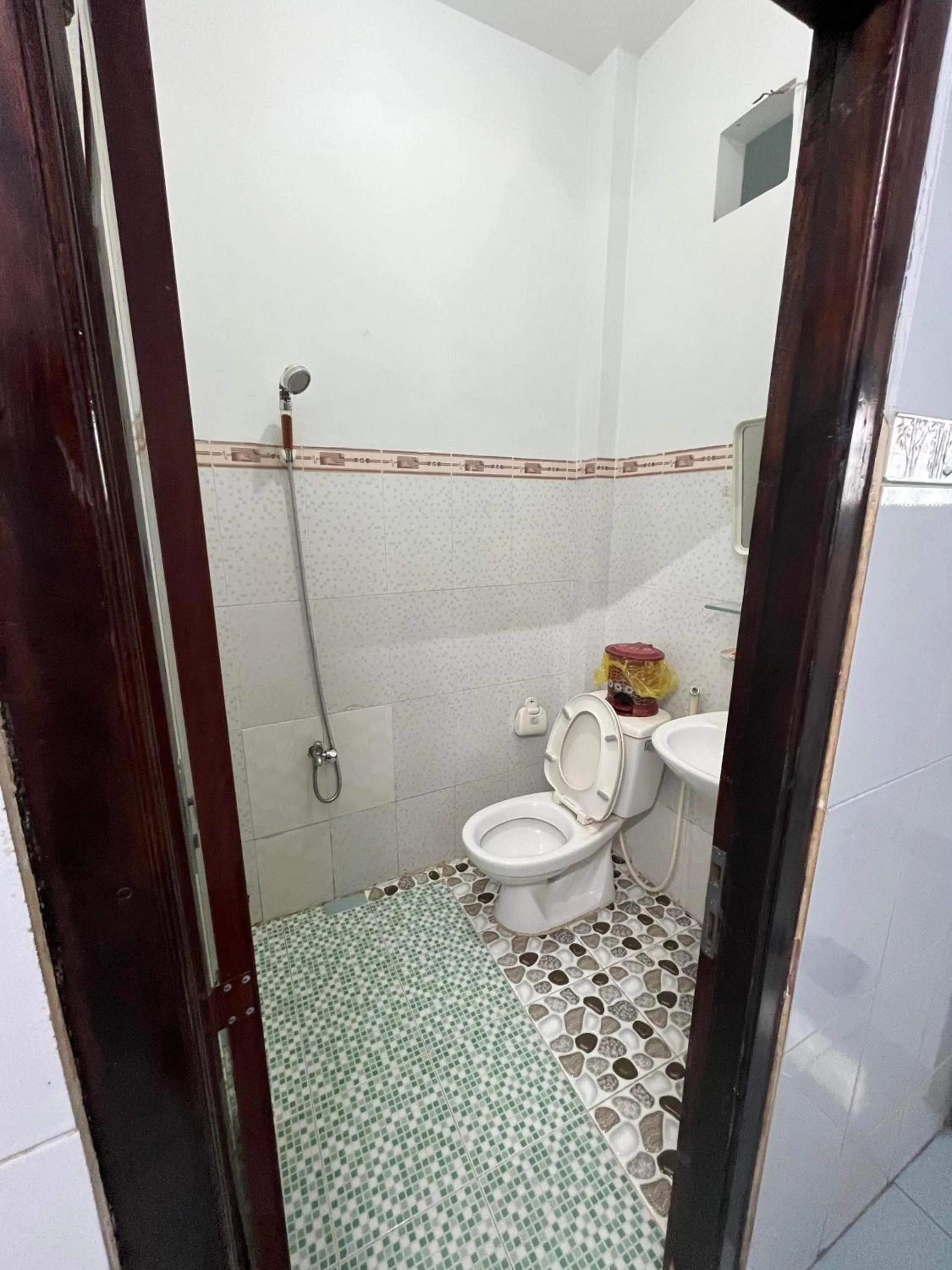 Toilet in Cát Phượng Motel