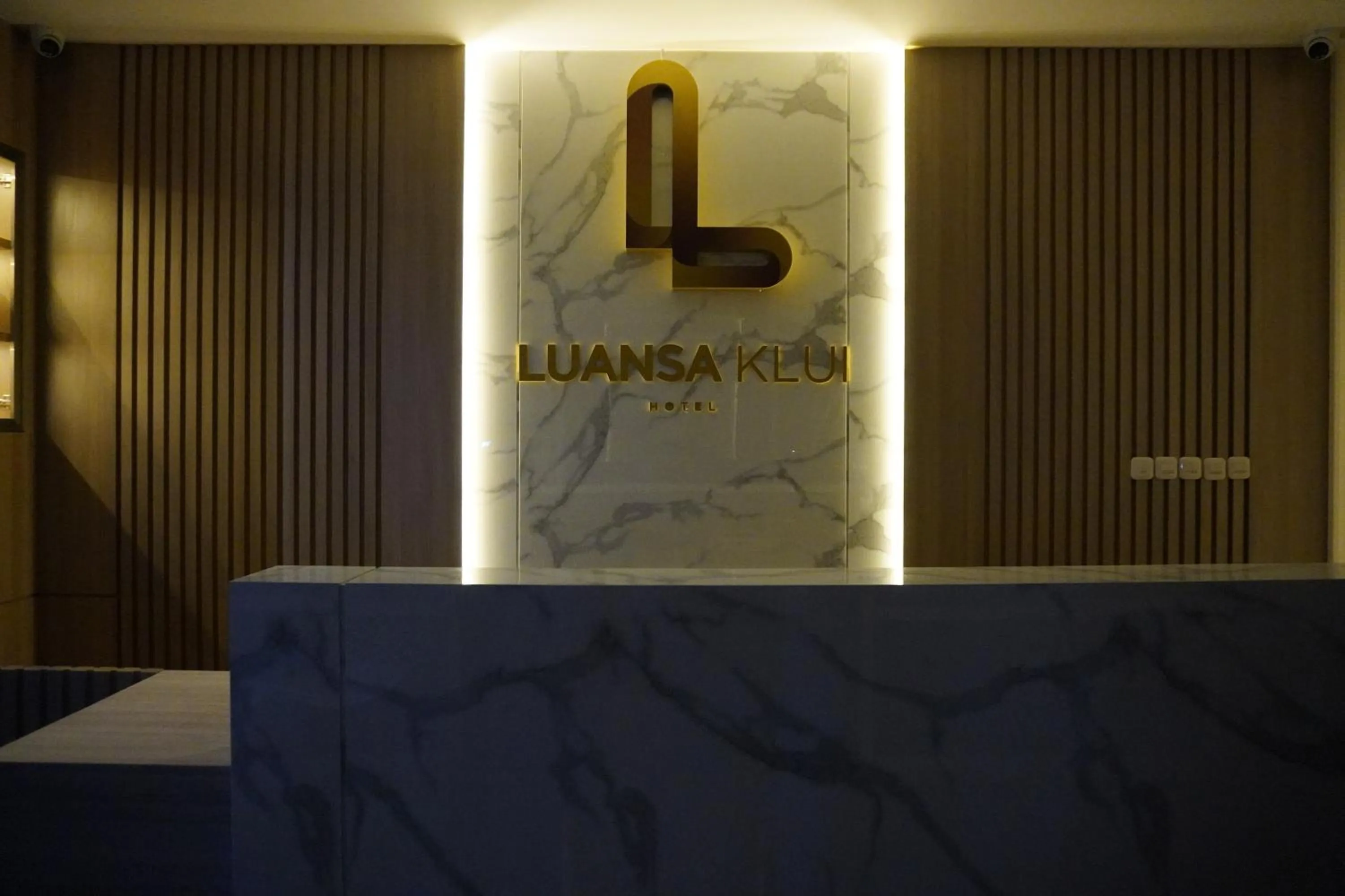 Property building in Hotel Luansa Klui