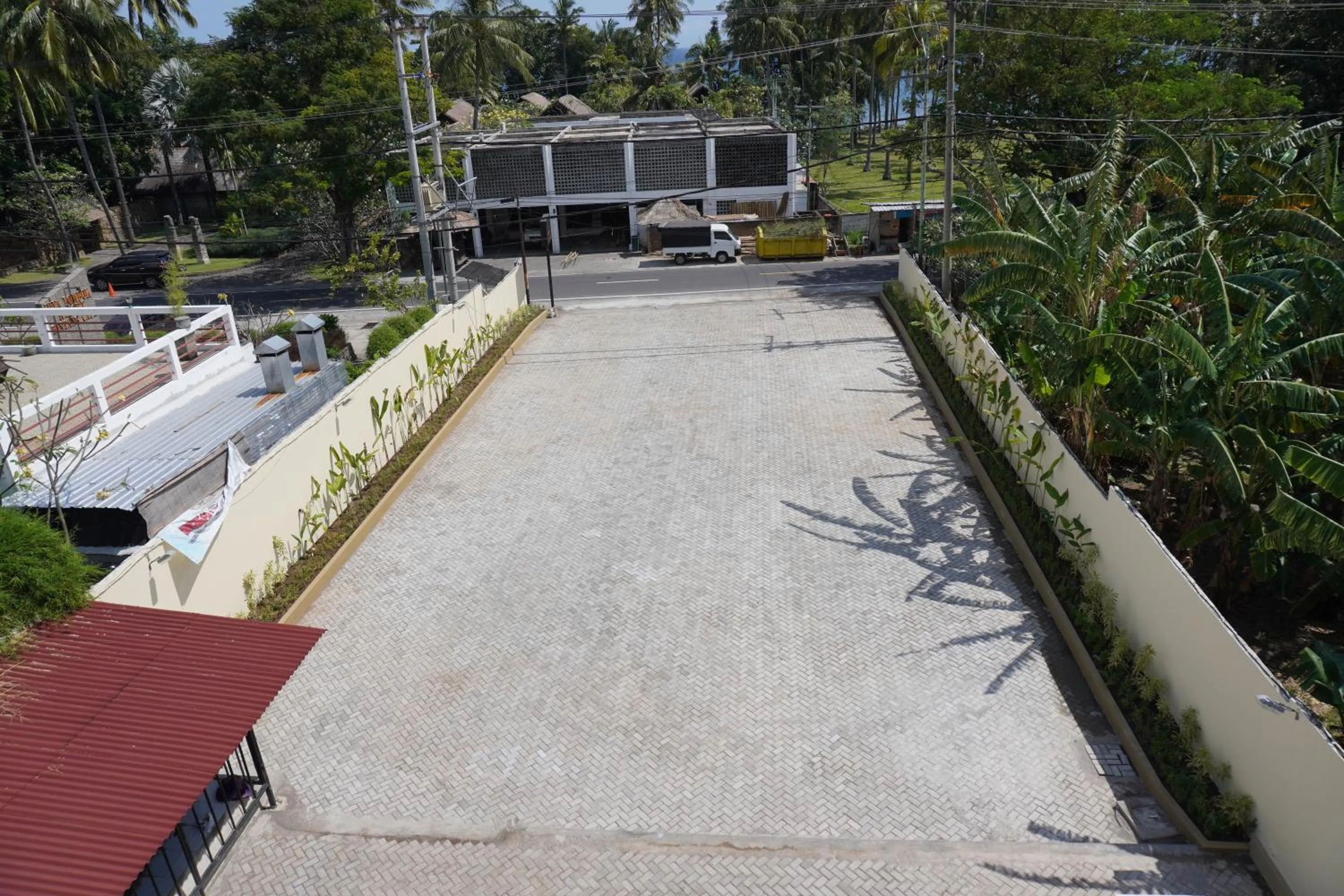 Property building in Hotel Luansa Klui