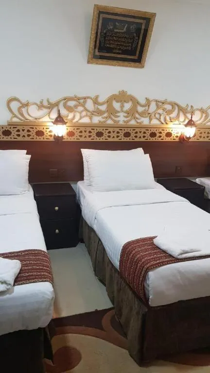 Bedroom, Bed in Al Tawfik Plaza