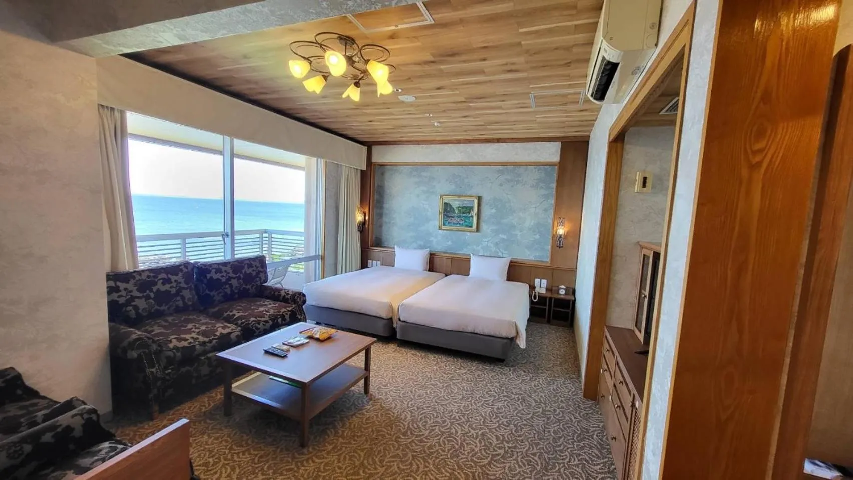 Photo of the whole room, Bed in La vista Yokosuka Kannonzaki Terrace