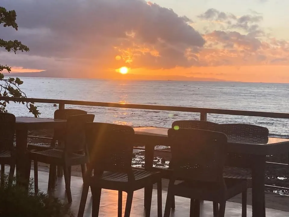 Restaurant/places to eat in Baki Divers and Beach Resort