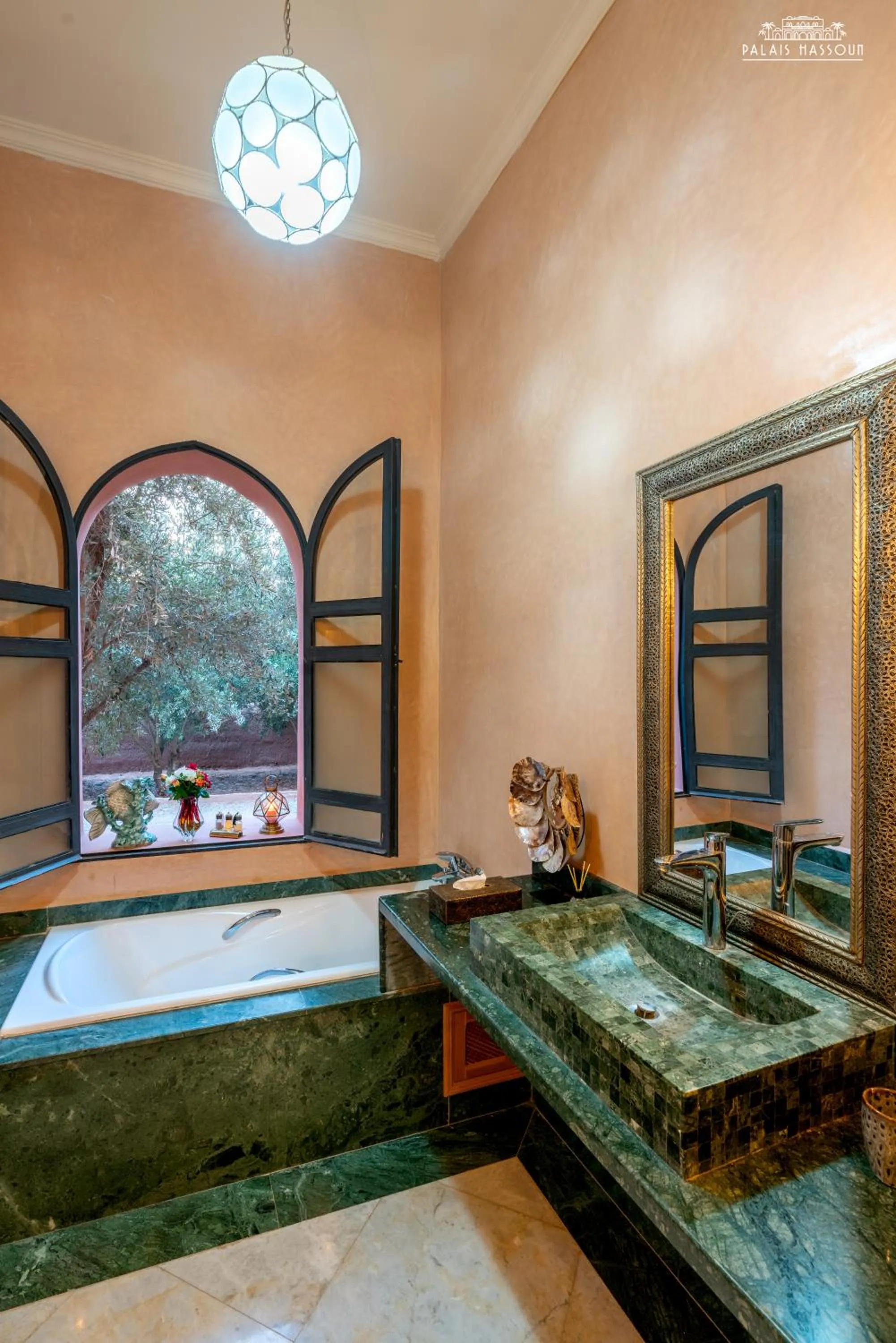 Bathroom in Palais Hassoun Marrakech