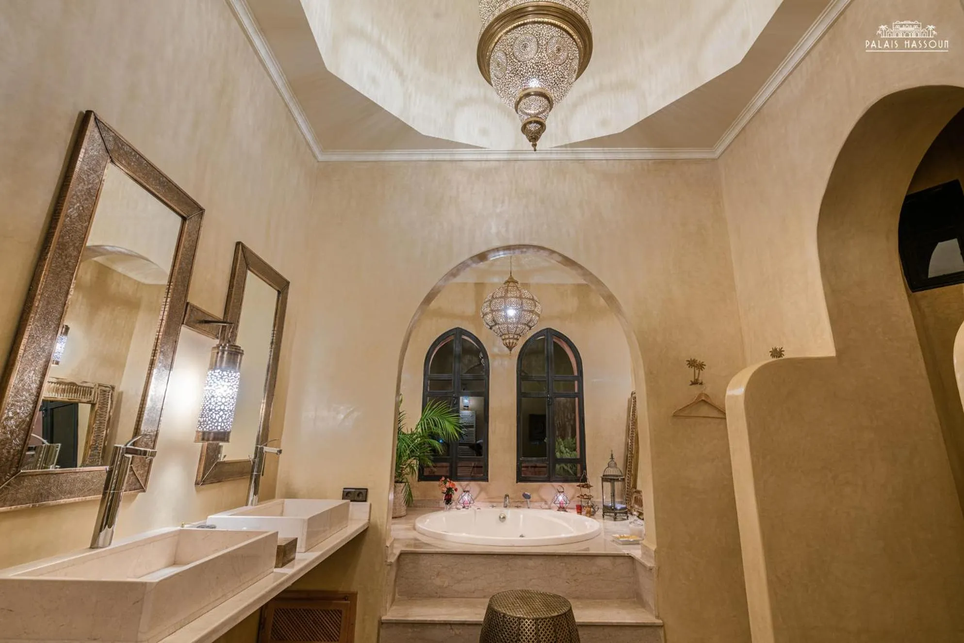 Shower in Palais Hassoun Marrakech