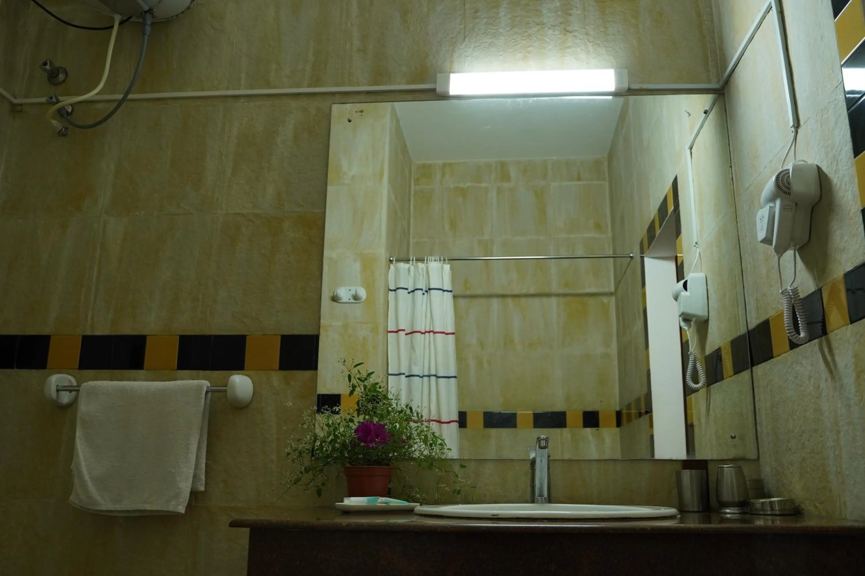 Bathroom in Clouds Holiday Bungalow