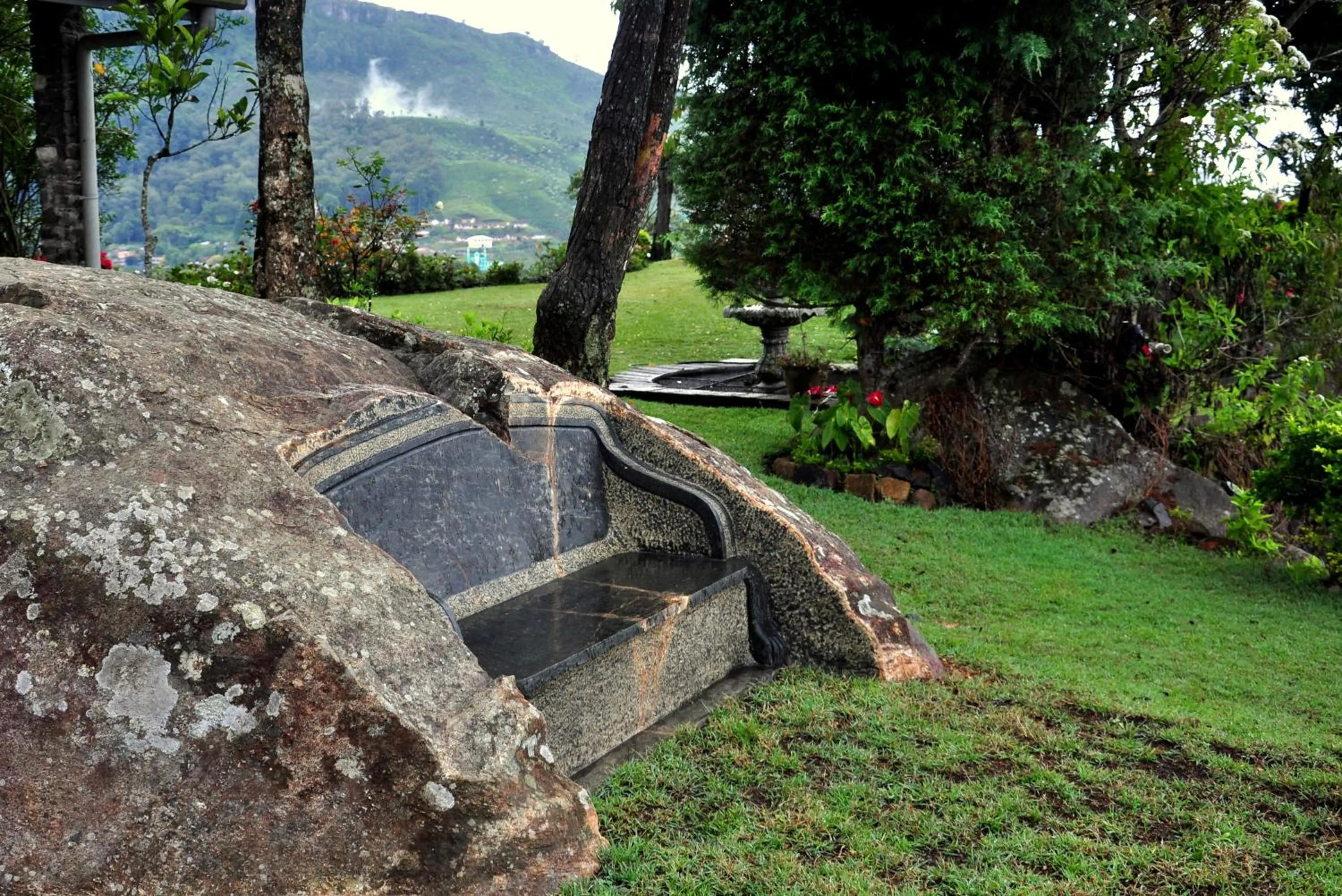 Garden in Clouds Holiday Bungalow