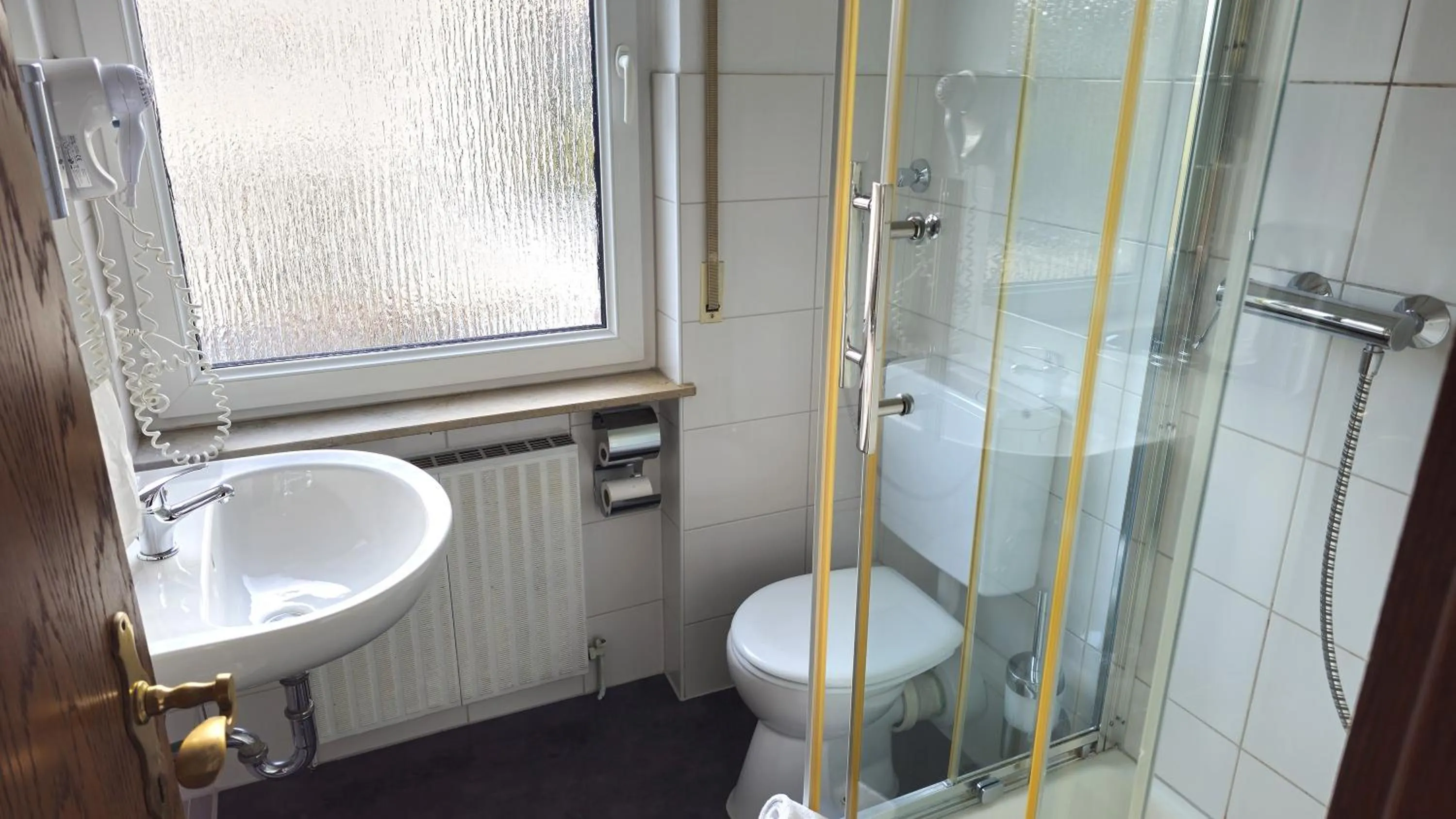 Shower in Hotel Avenue Altenfurt