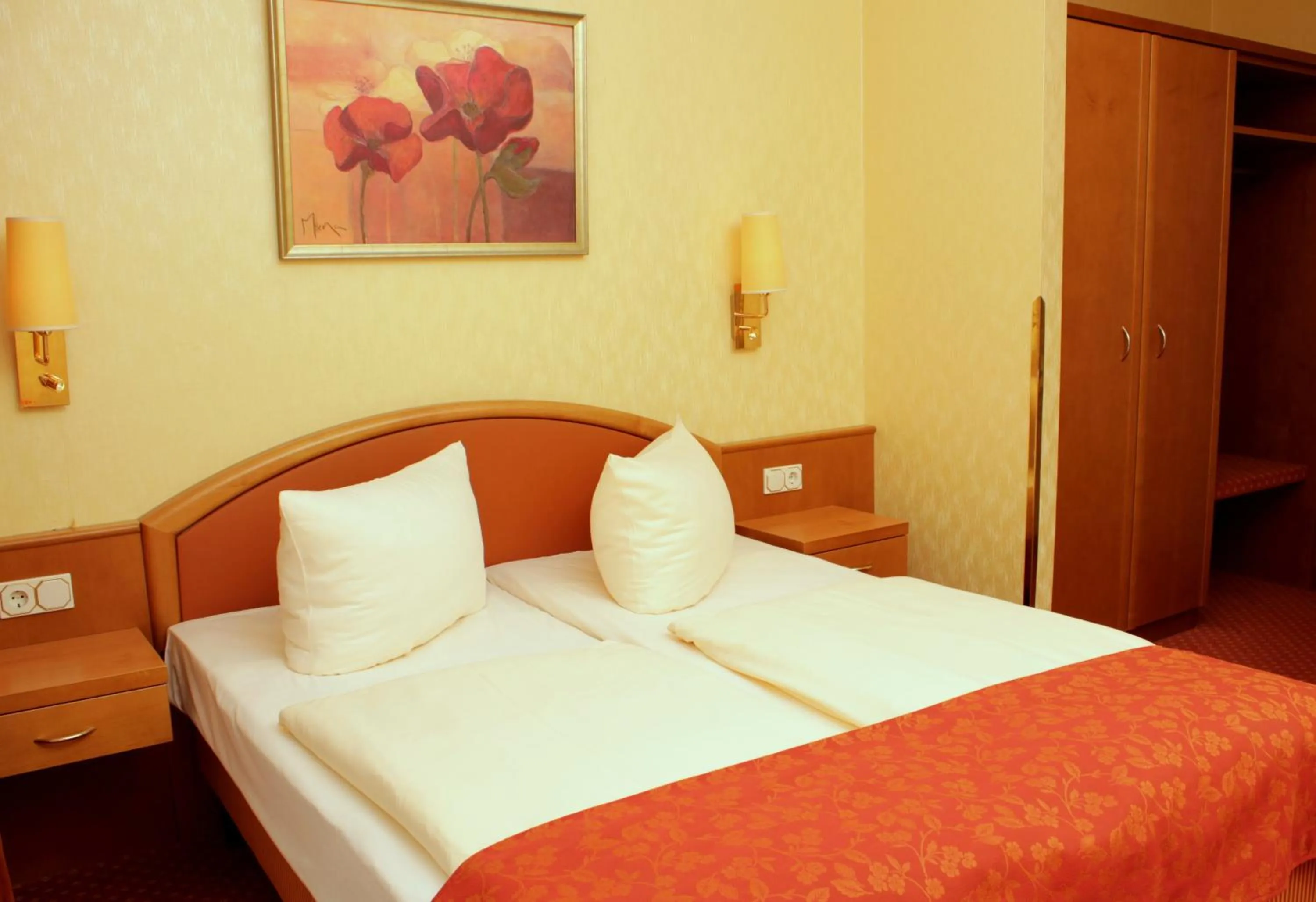 Bedroom, Bed in Hotel Villa Meeresgruss