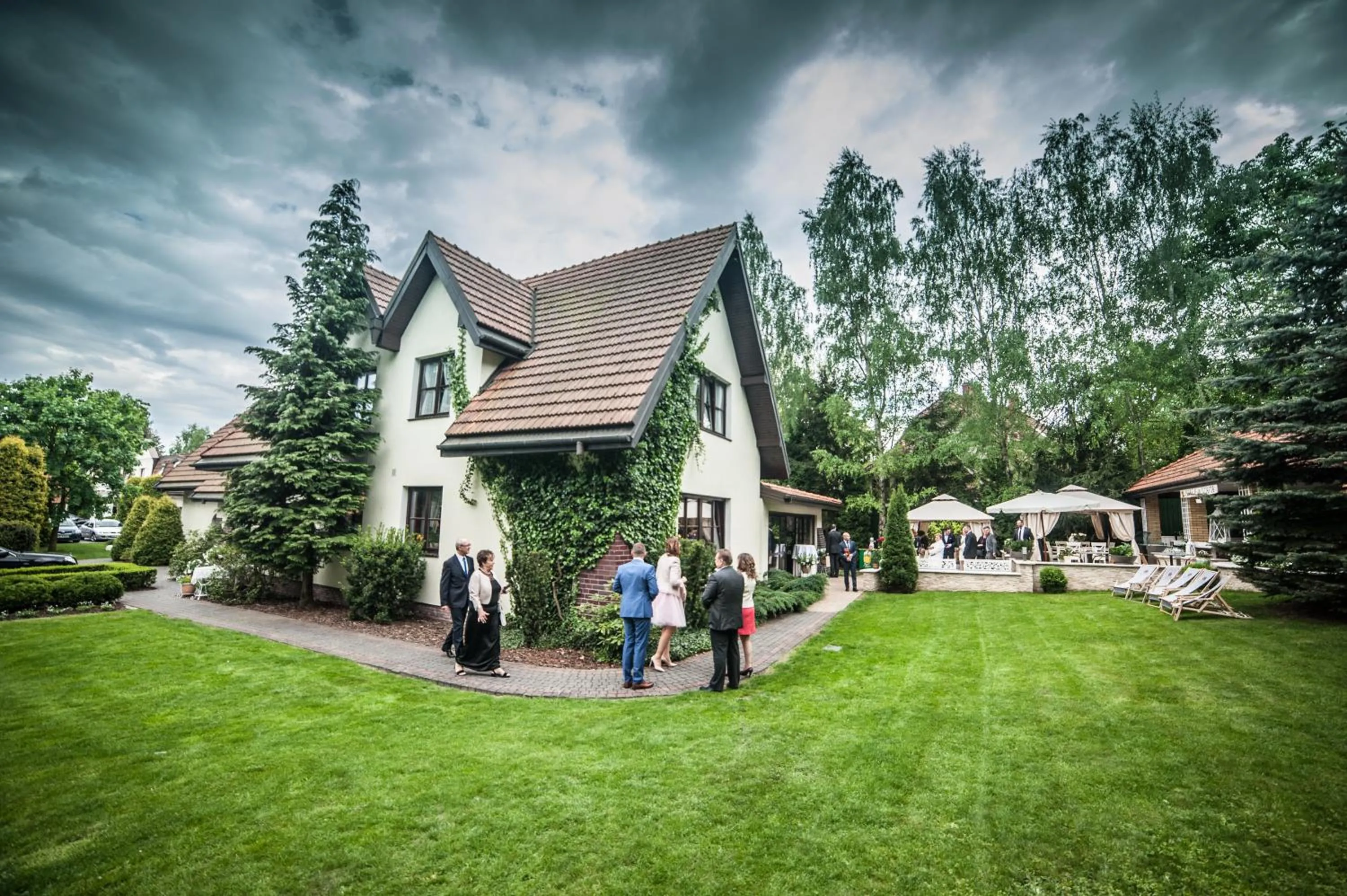 Property building in Noce i Dnie Hotel