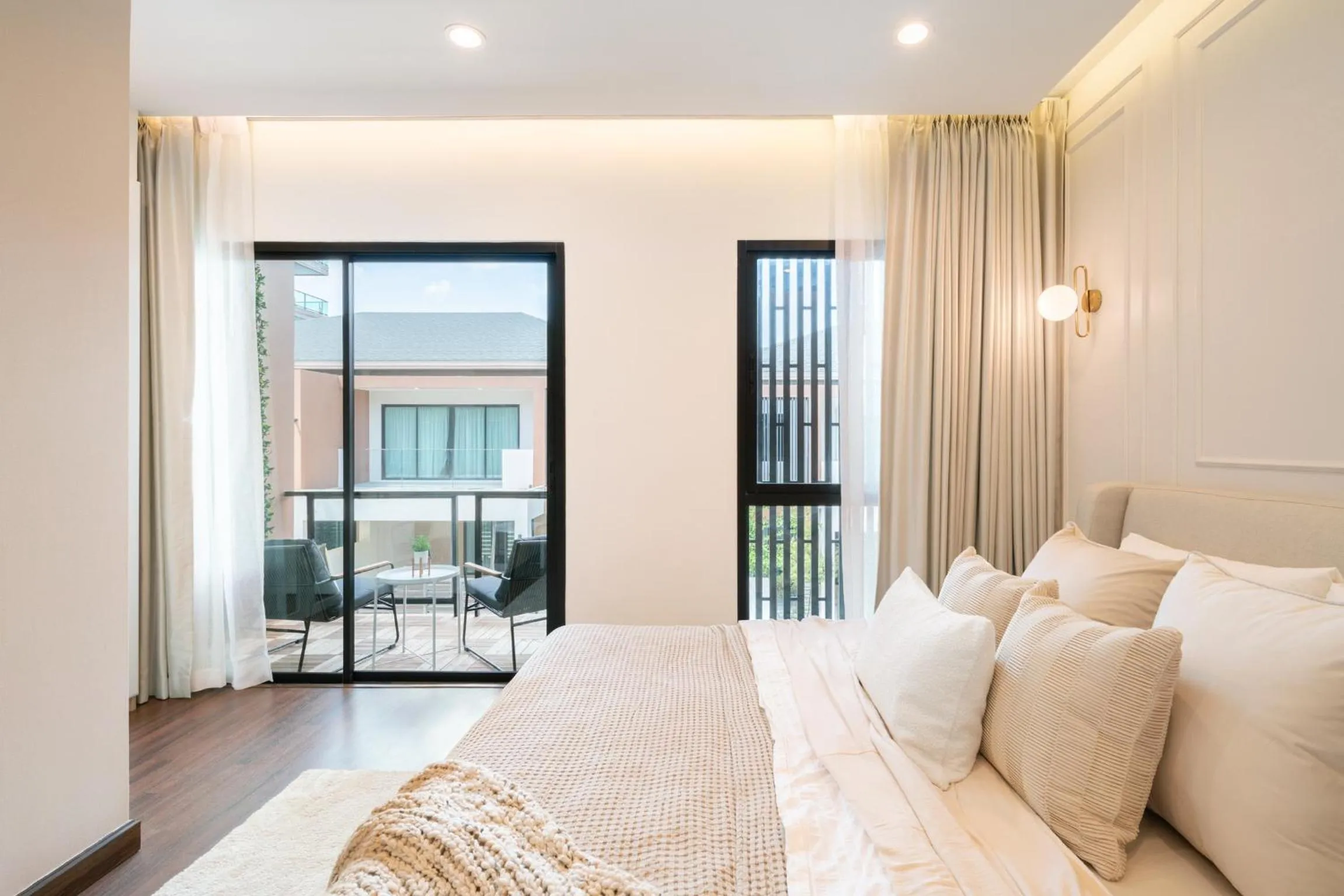 Bed in Chao Wilai Residence I Naiyang Beach I HKT Airport