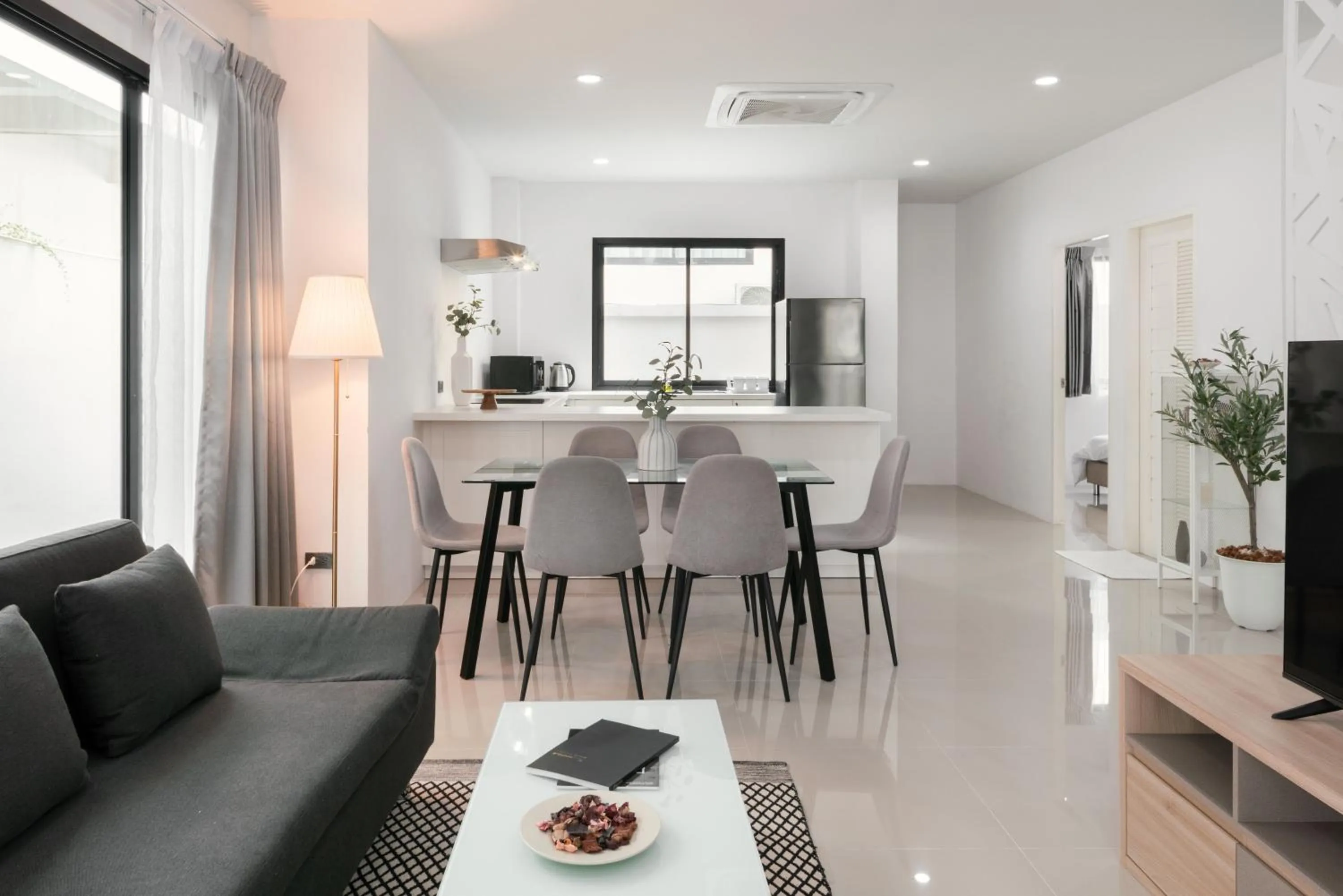 Chao Wilai Residence I Naiyang Beach I HKT Airport