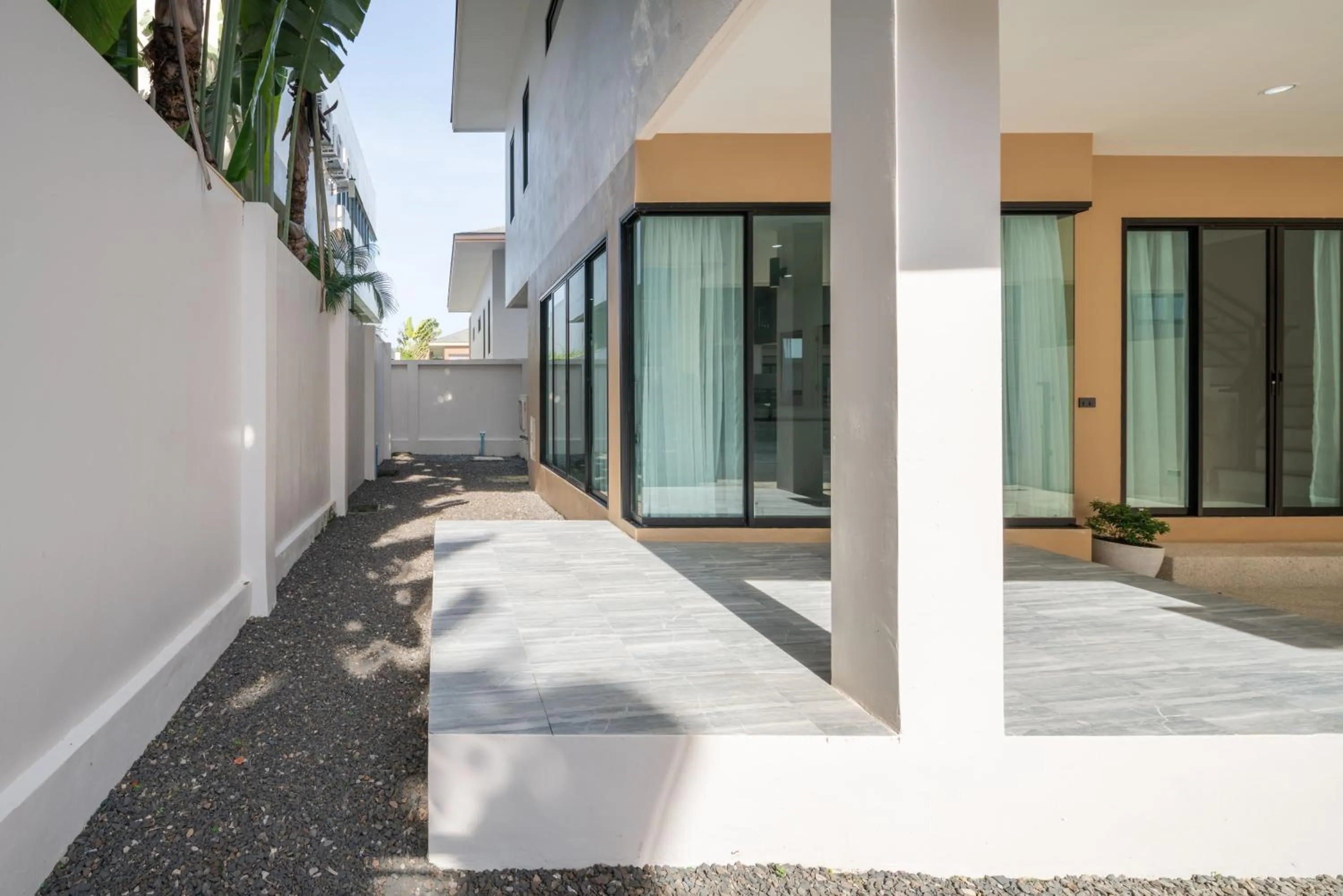 Chao Wilai Residence I Naiyang Beach I HKT Airport