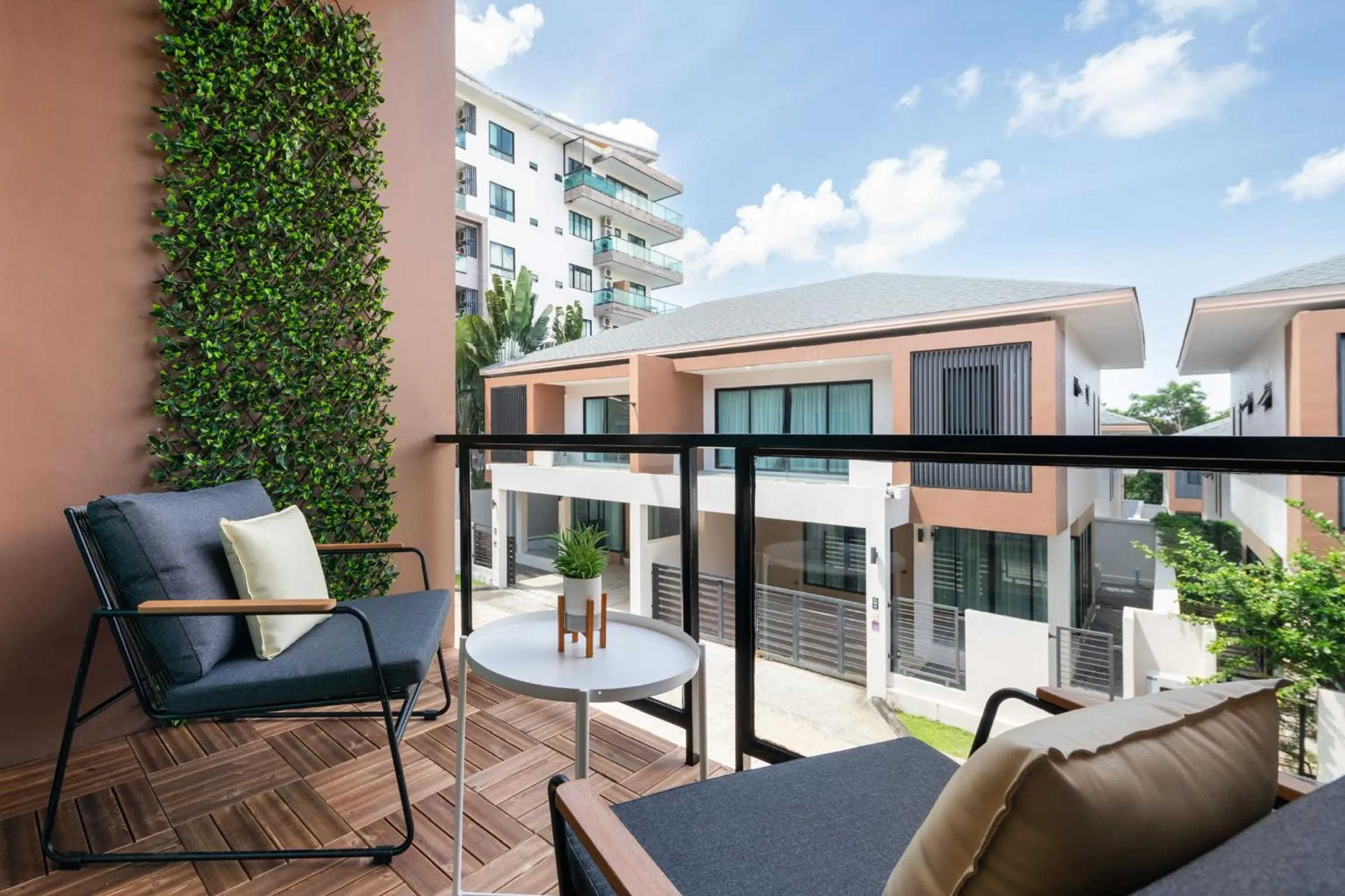 Chao Wilai Residence I Naiyang Beach I HKT Airport