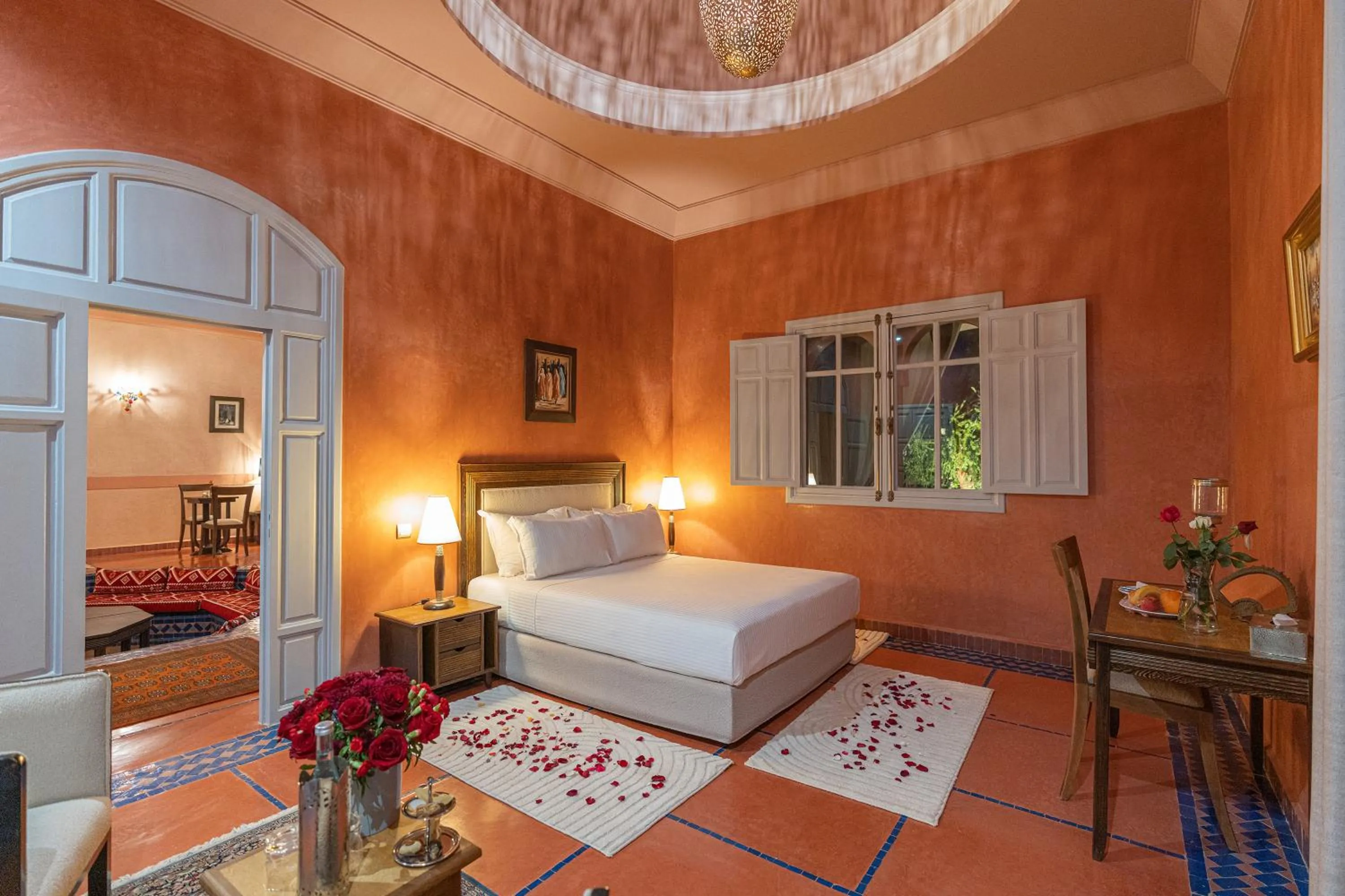 Photo of the whole room, Bed in Palais Alcazar