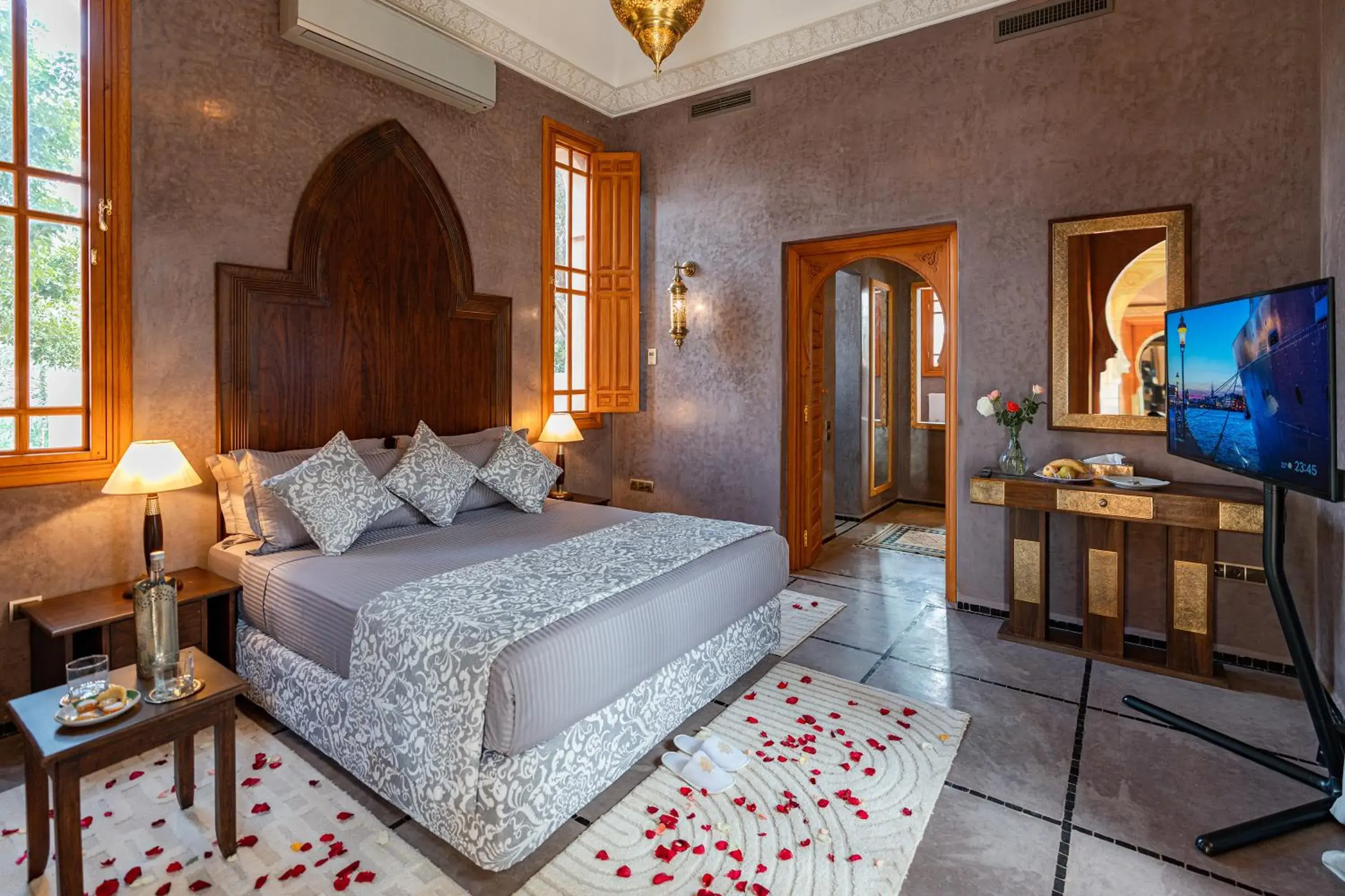 Deluxe Suite in Palais Alcazar Deluxe Suite in Palais Alcazar