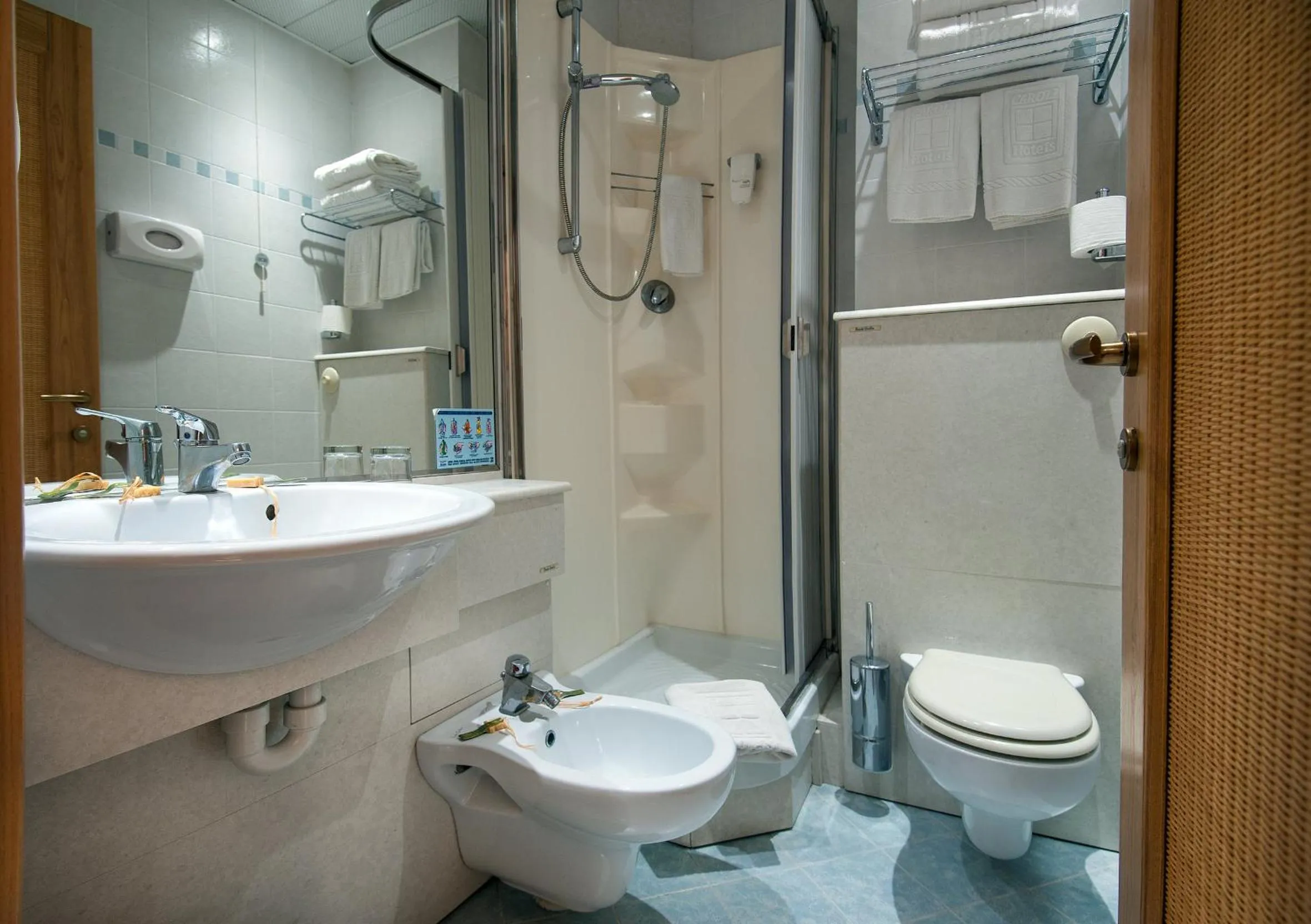 Bathroom in Ecoresort Le Sirene - Caroli Hotels