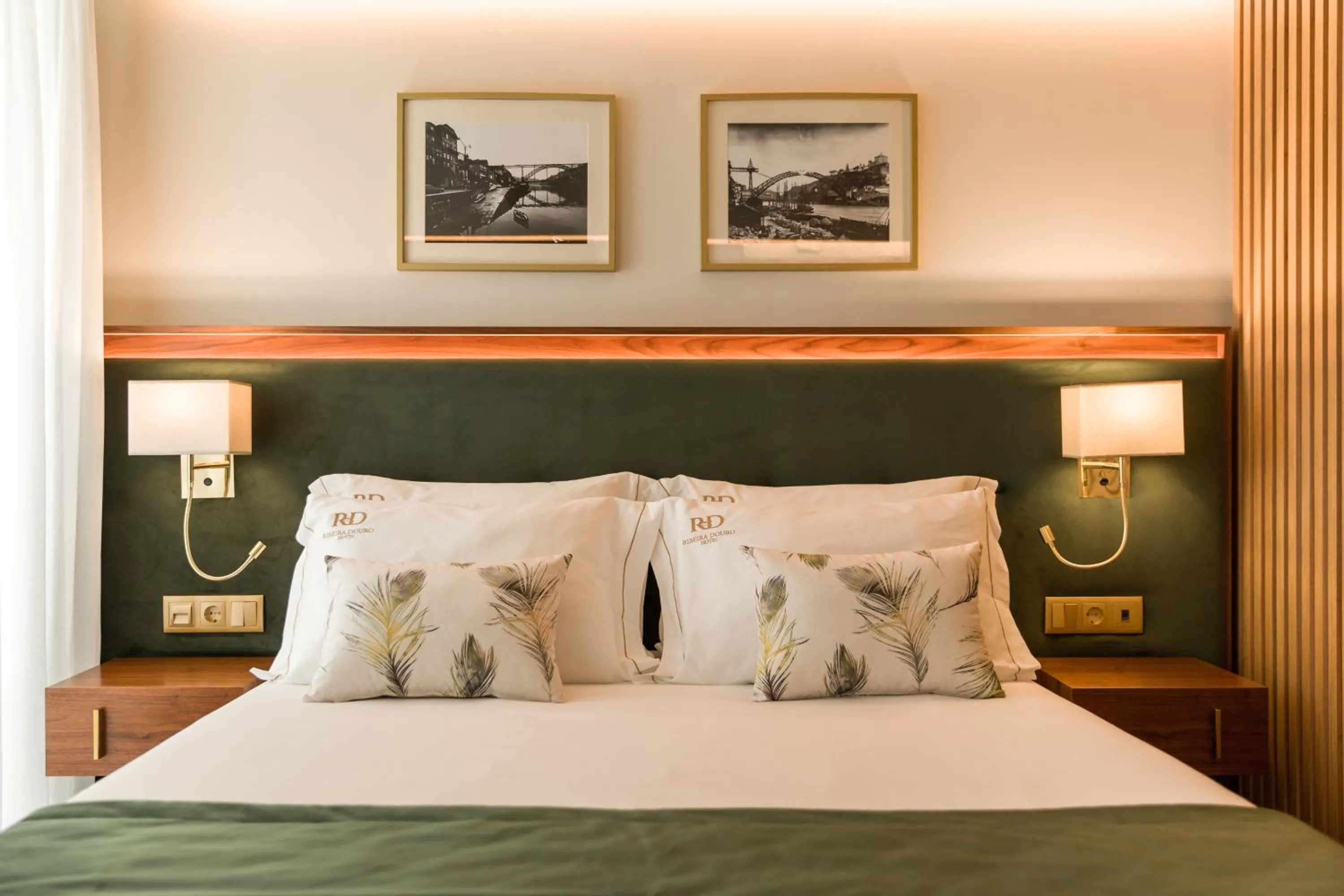 Bed in Ribeira Douro Hotel